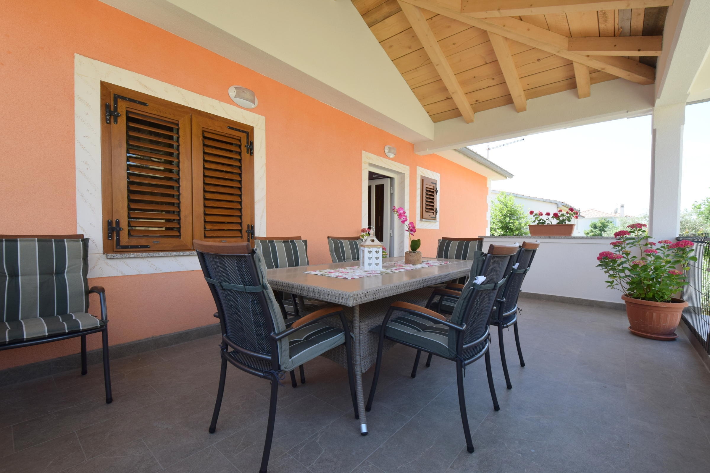 Two bedroom apartment with terrace and sea view Čižići, Krk (A-19375-b) Two bedroom apartment with terrace and sea view Čižići, Krk (A-19375-b)