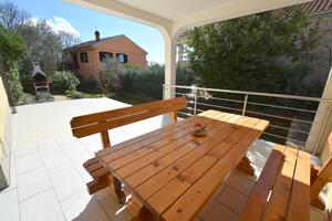 Apartmaji s parkingom Krk - 19378