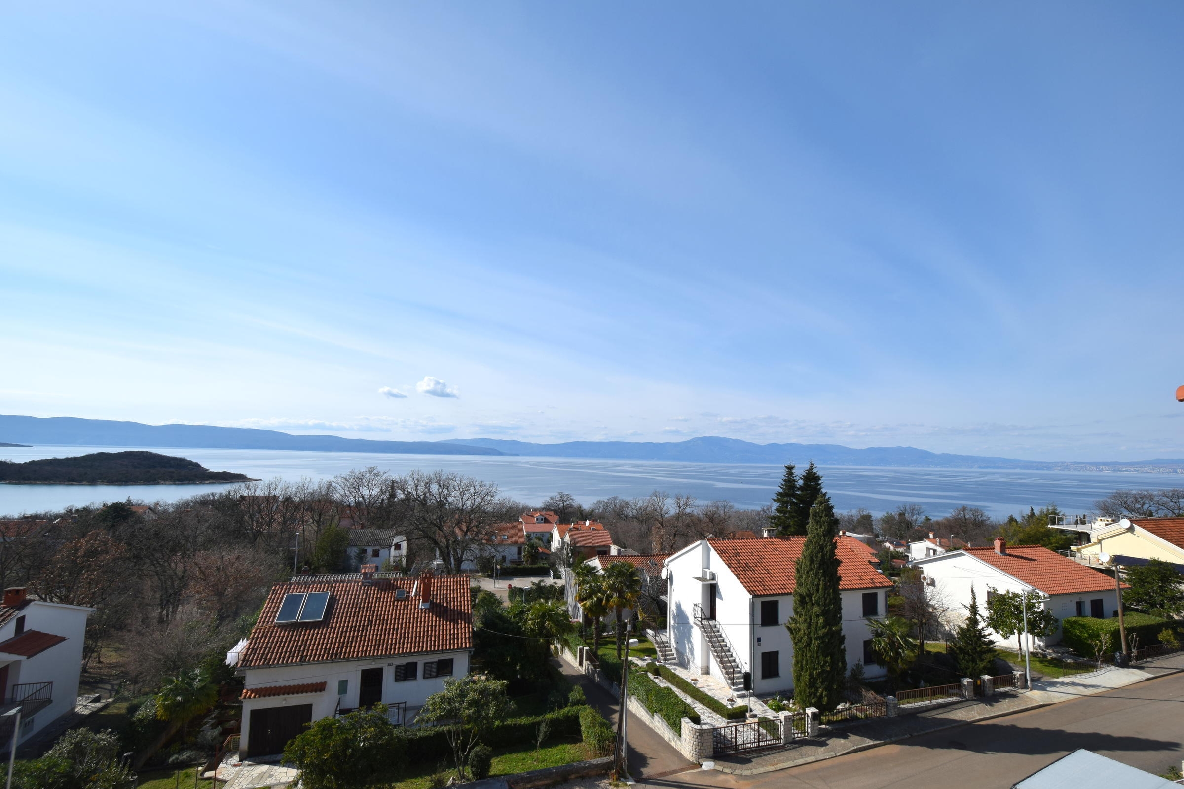 Two bedroom apartment with terrace and sea view Njivice, Krk  A-a