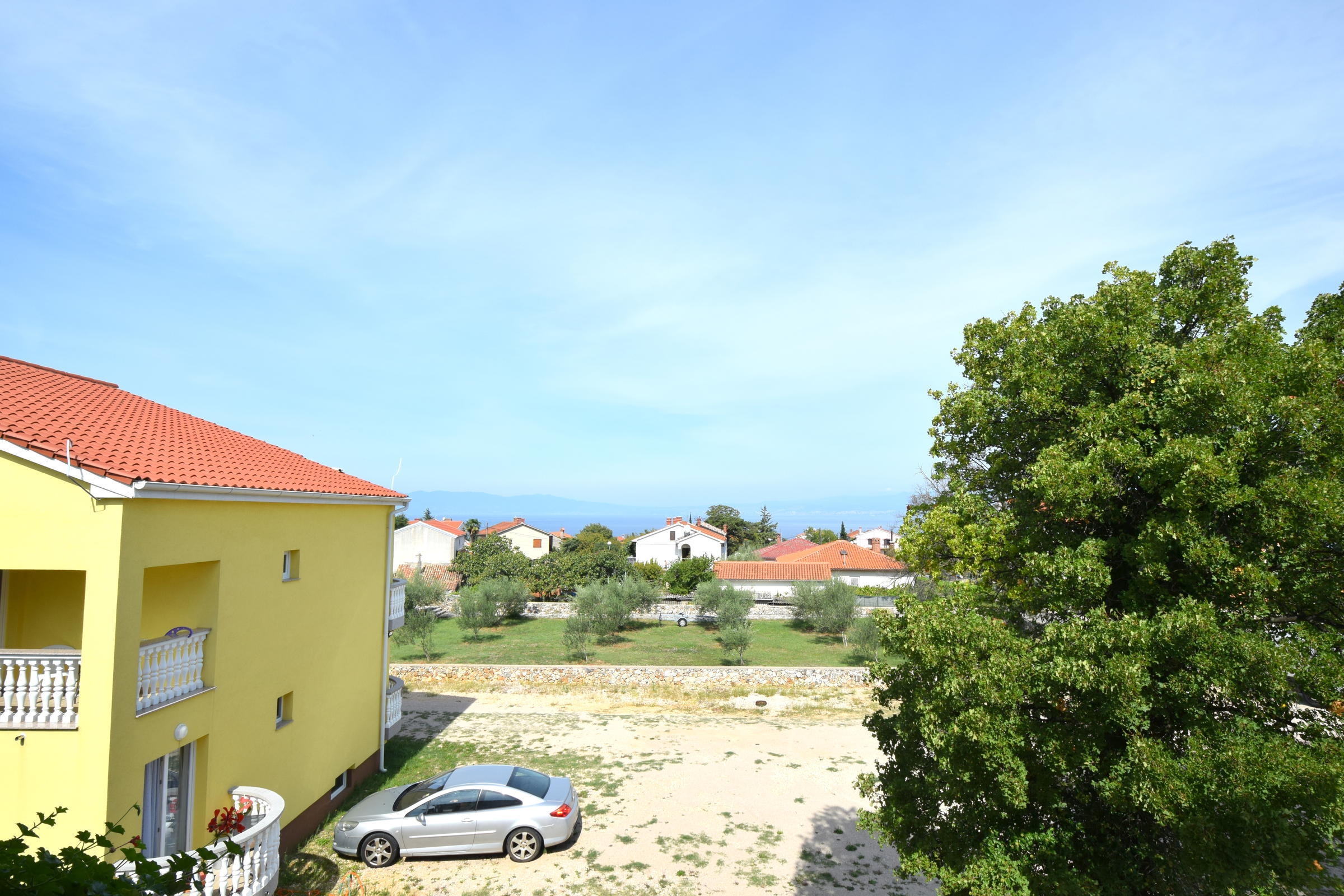 One bedroom apartment with balcony and sea view Malinska, Krk  A-a