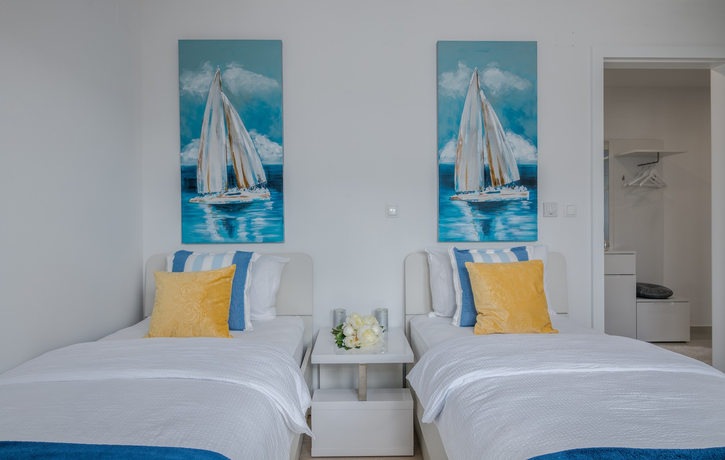 Two bedroom apartment with terrace and sea view Vantačići, Krk  A-a
