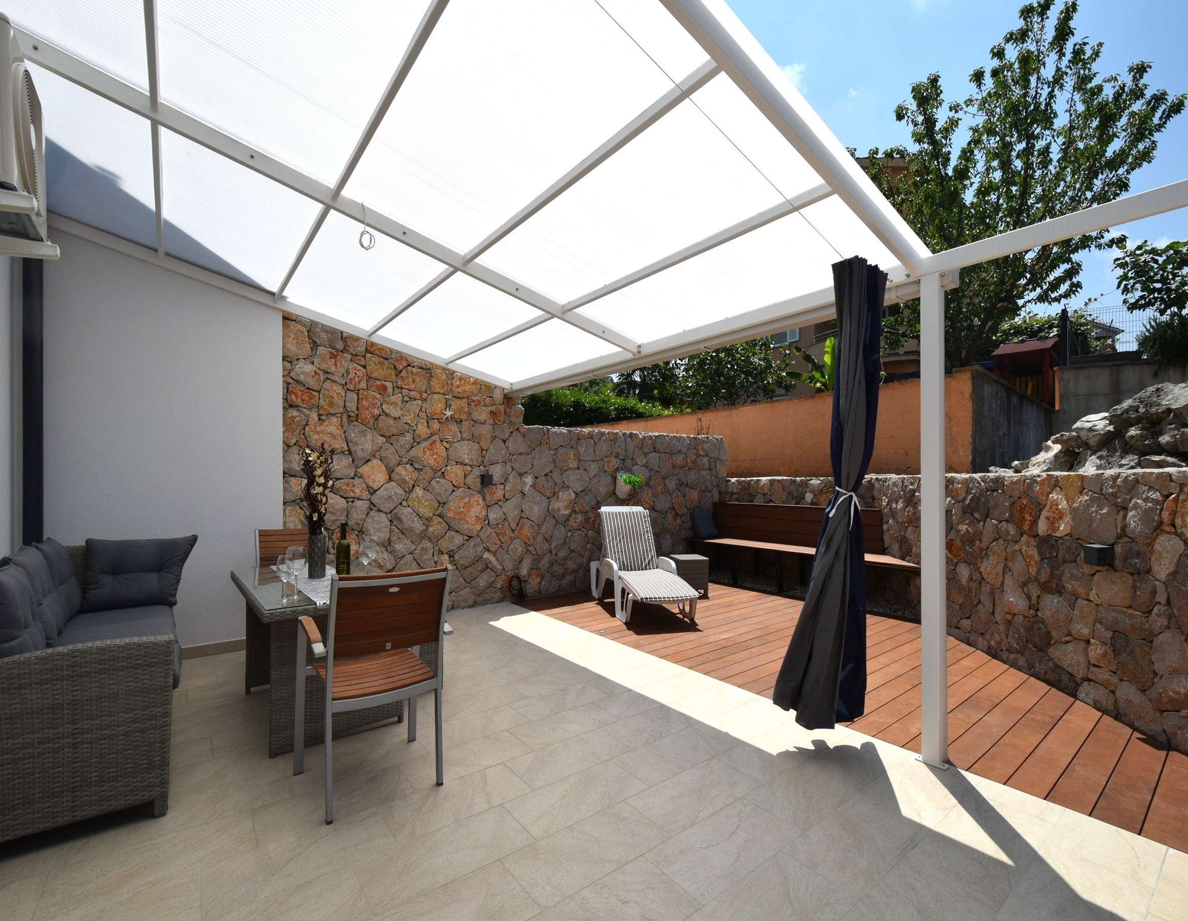 One bedroom apartment with terrace Vantačići, Krk  A-a