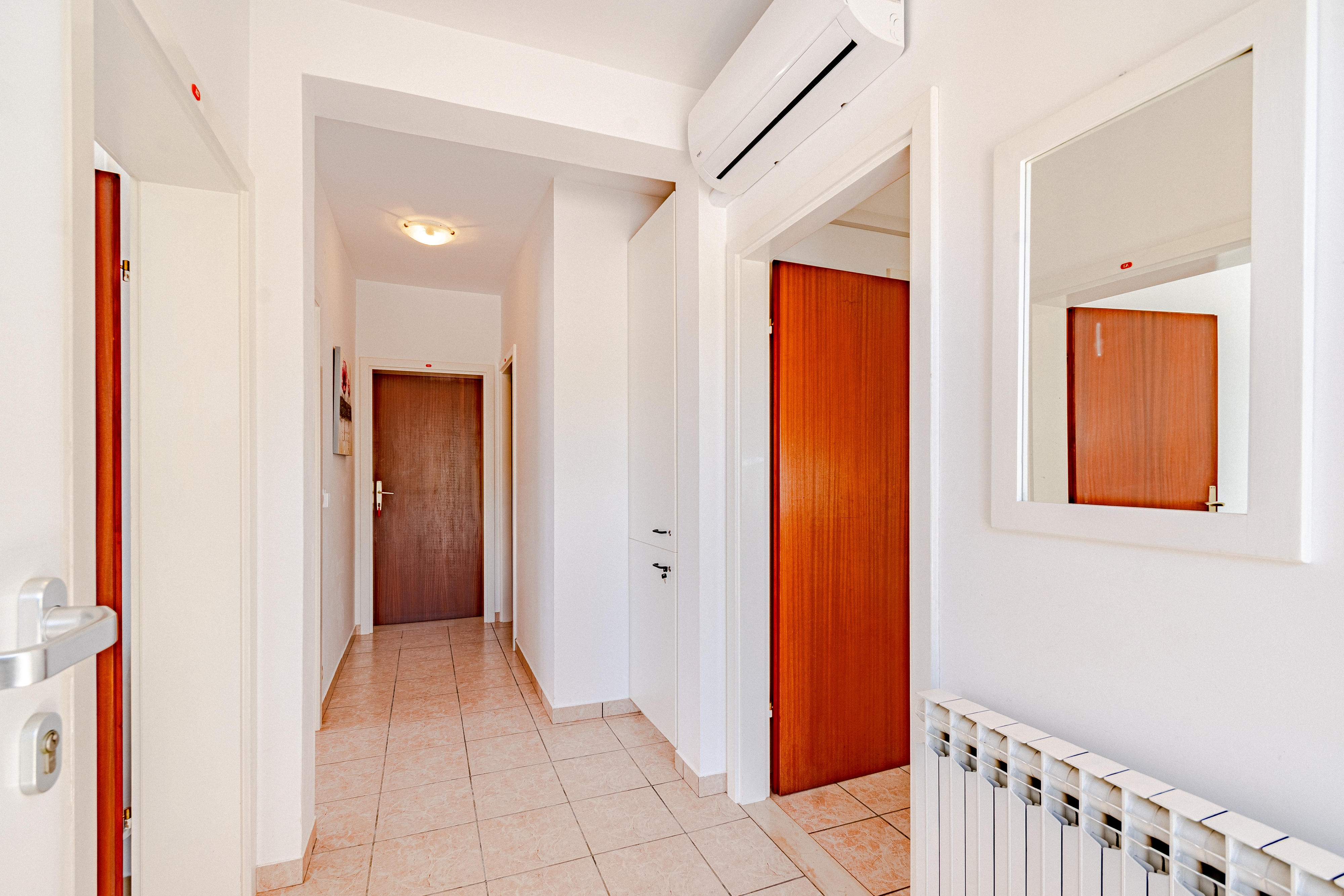 Two bedroom apartment with terrace and sea view Viganj, Pelješac  A-a