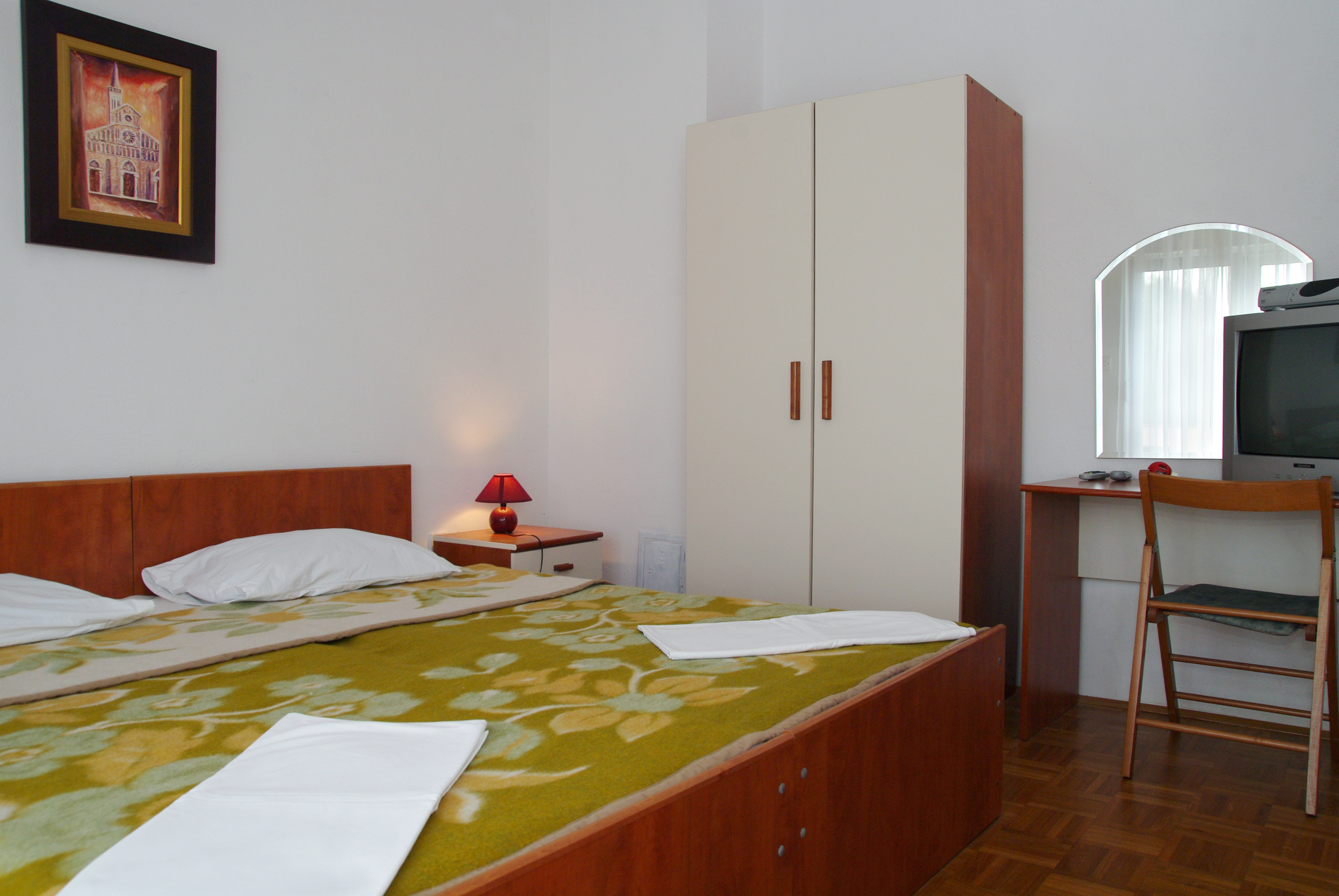 One bedroom apartment with balcony and sea view Privlaka, Zadar (A-19393-b)