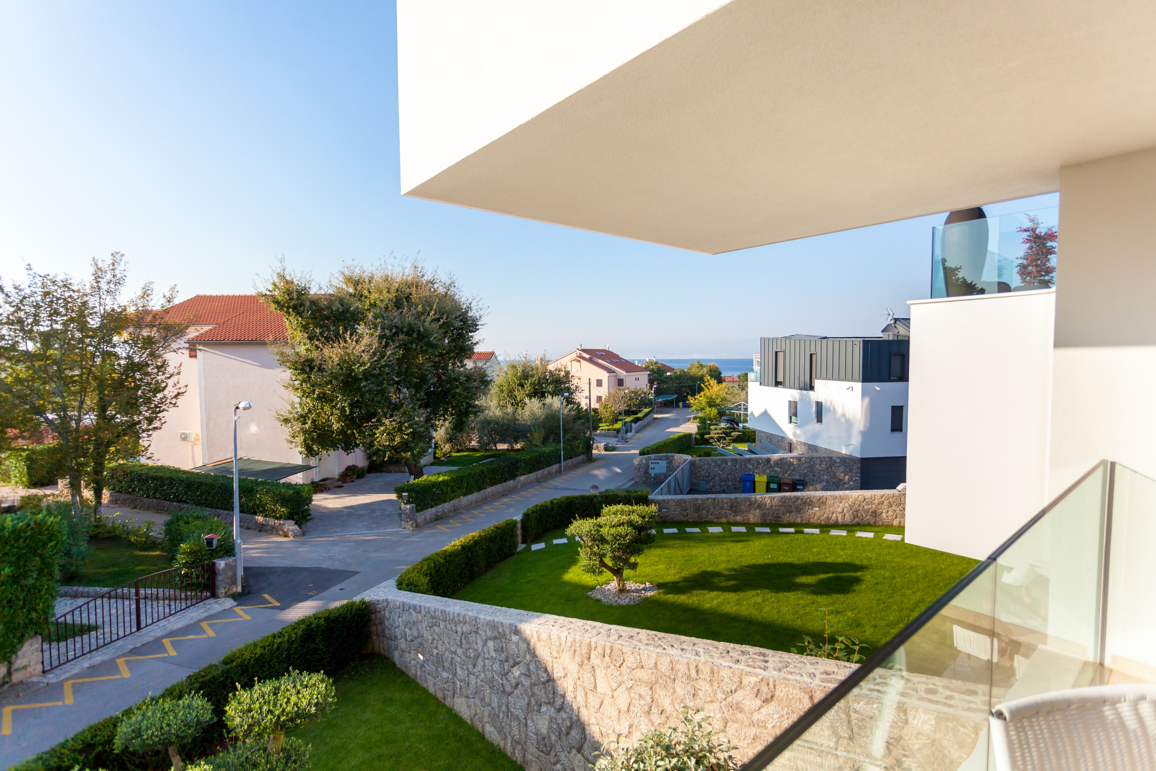 Three bedroom apartment with terrace Vantačići, Krk  A-b