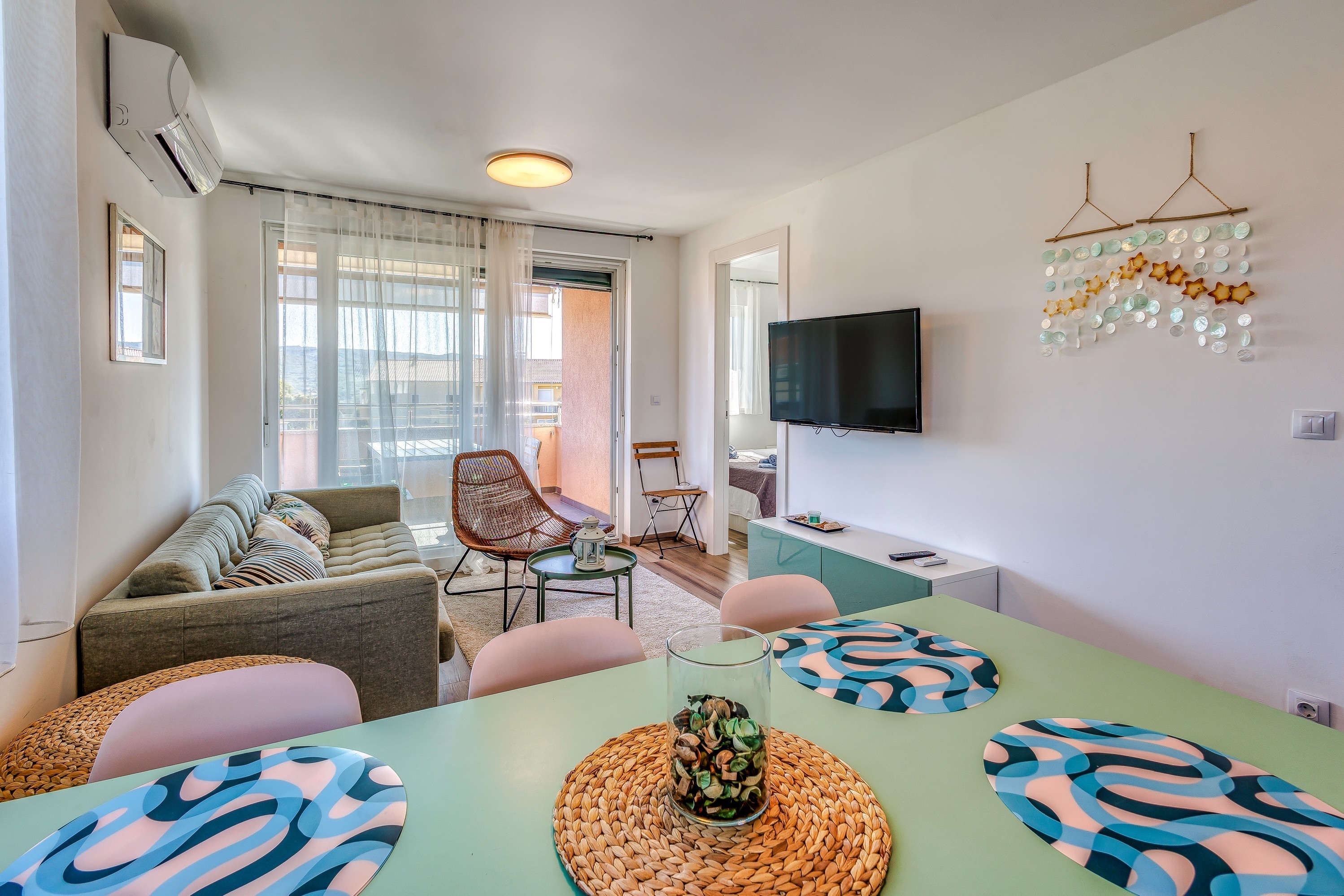 Two bedroom apartment with terrace and sea view Čižići, Krk (A-19405-a)