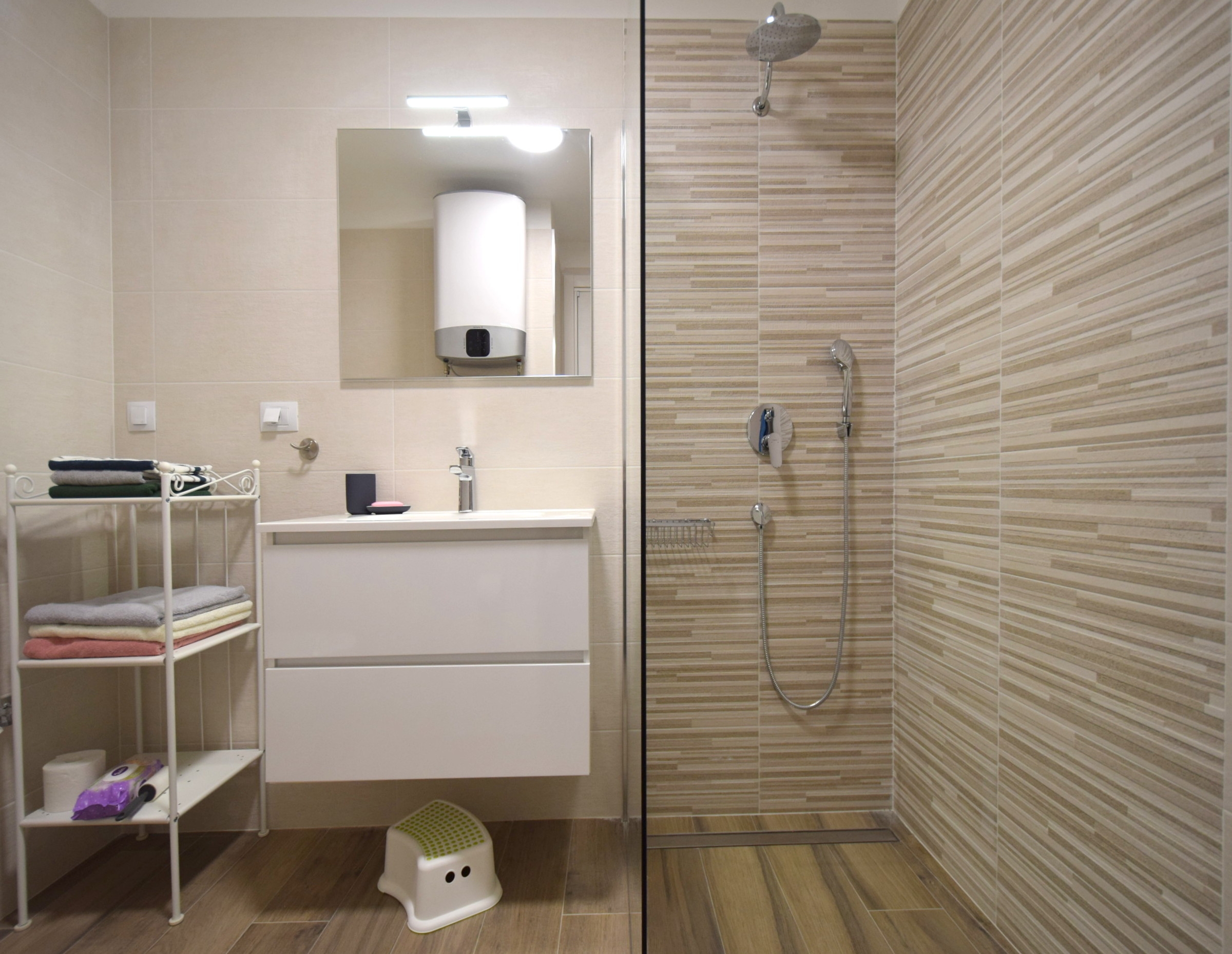 Two bedroom apartment with terrace Čižići, Krk  A-b