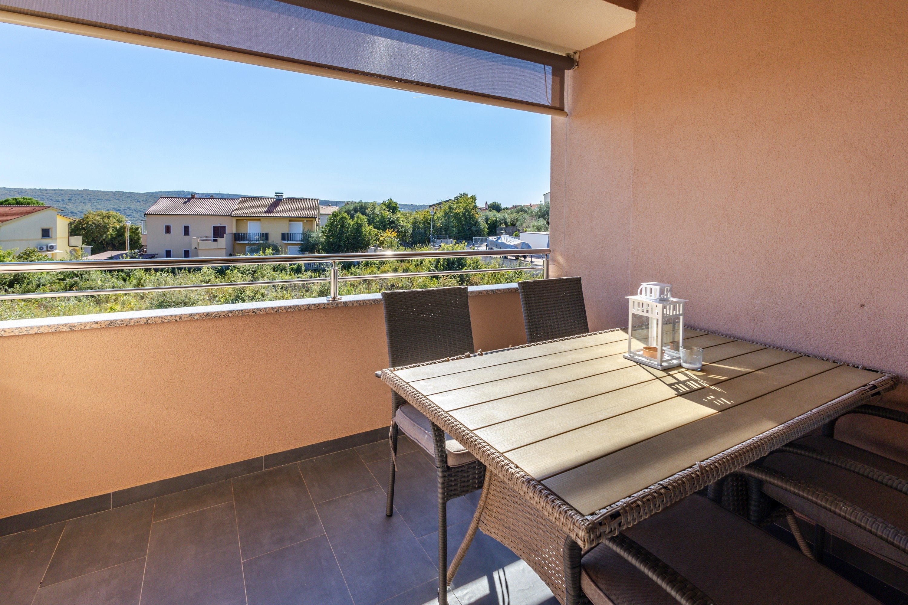 Two bedroom apartment with terrace Čižići, Krk (A-19405-b) Two bedroom apartment with terrace Čižići, Krk (A-19405-b)