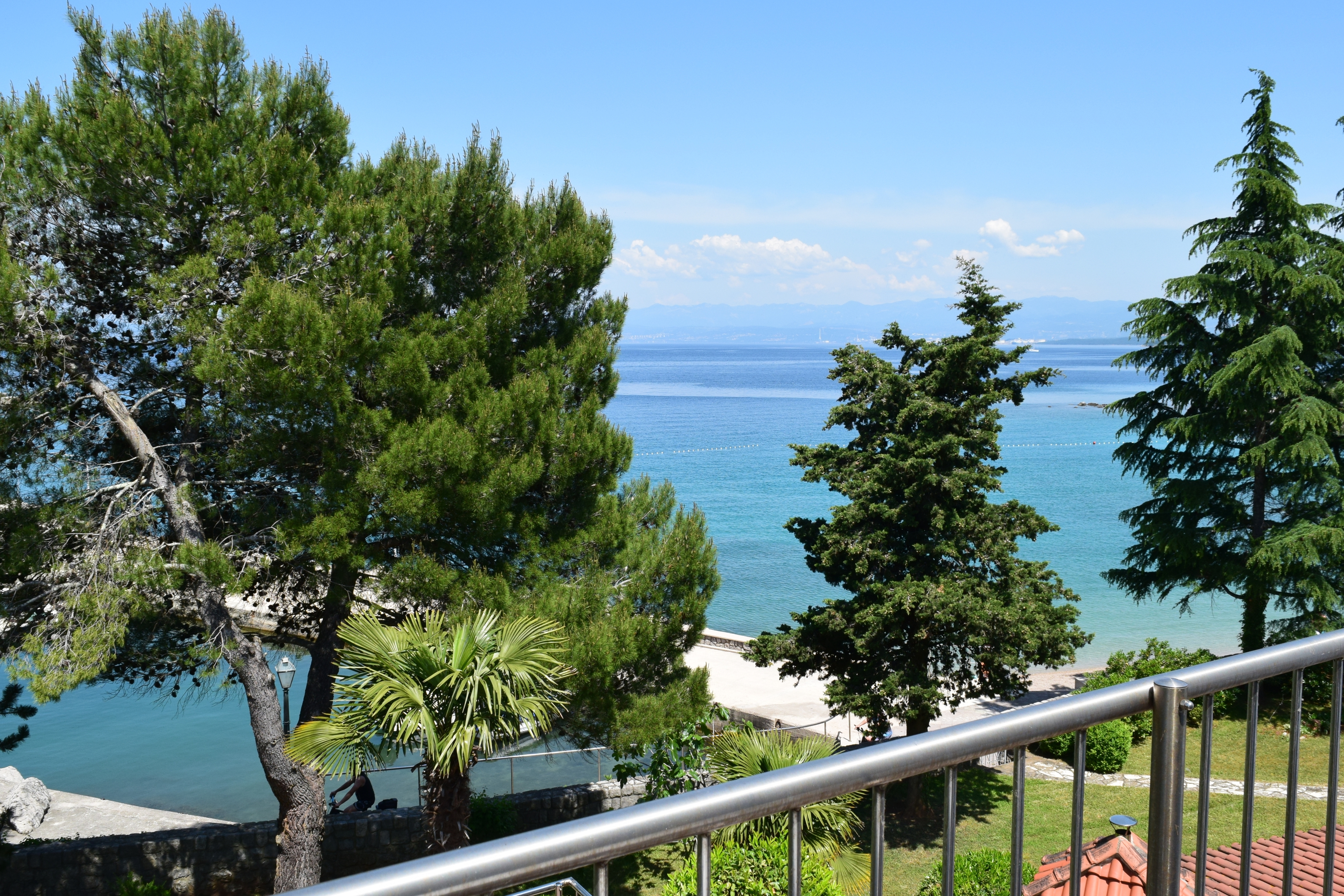 One bedroom apartment near beach Vantačići, Krk  A-a