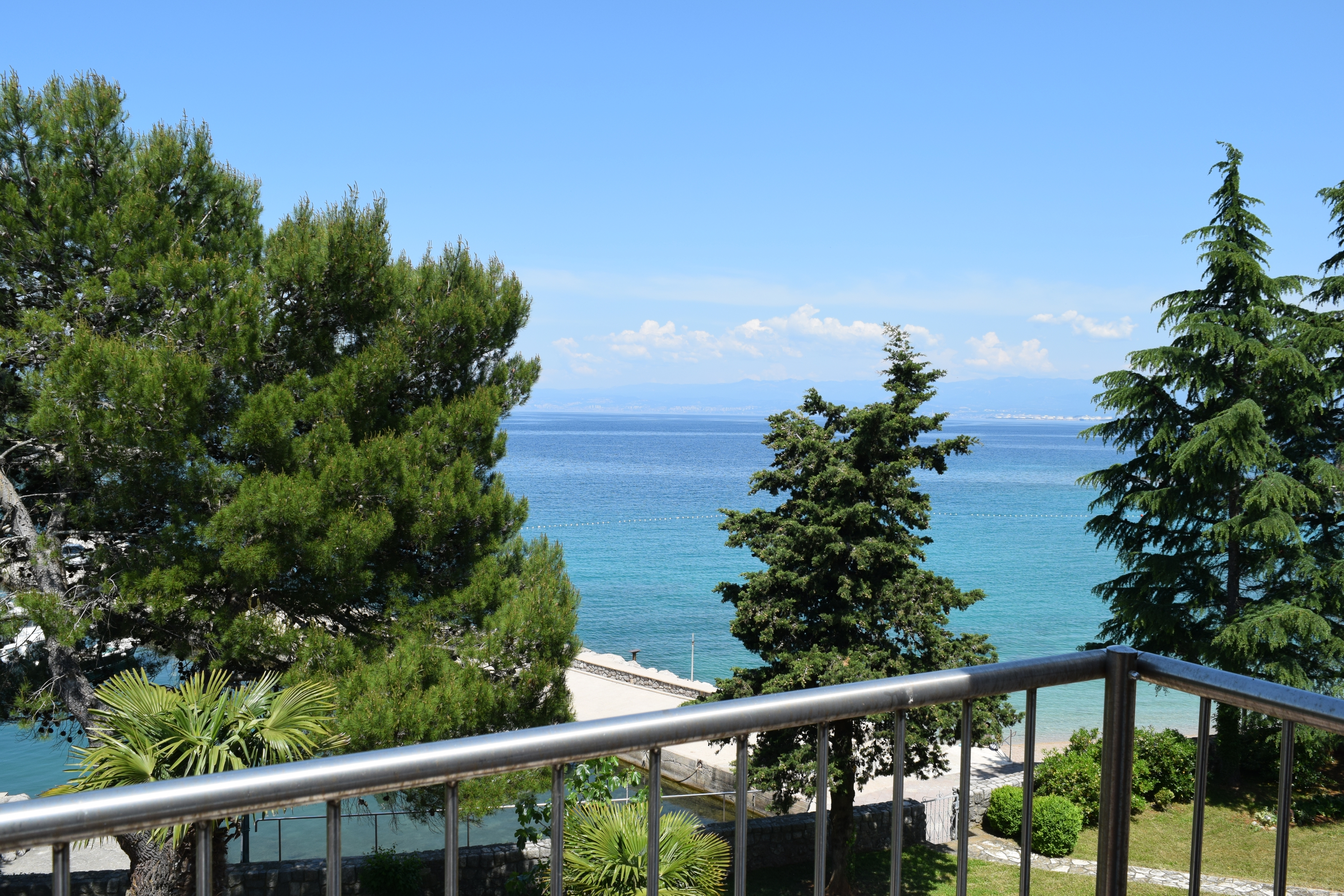 One bedroom apartment near beach Vantačići, Krk  A-b
