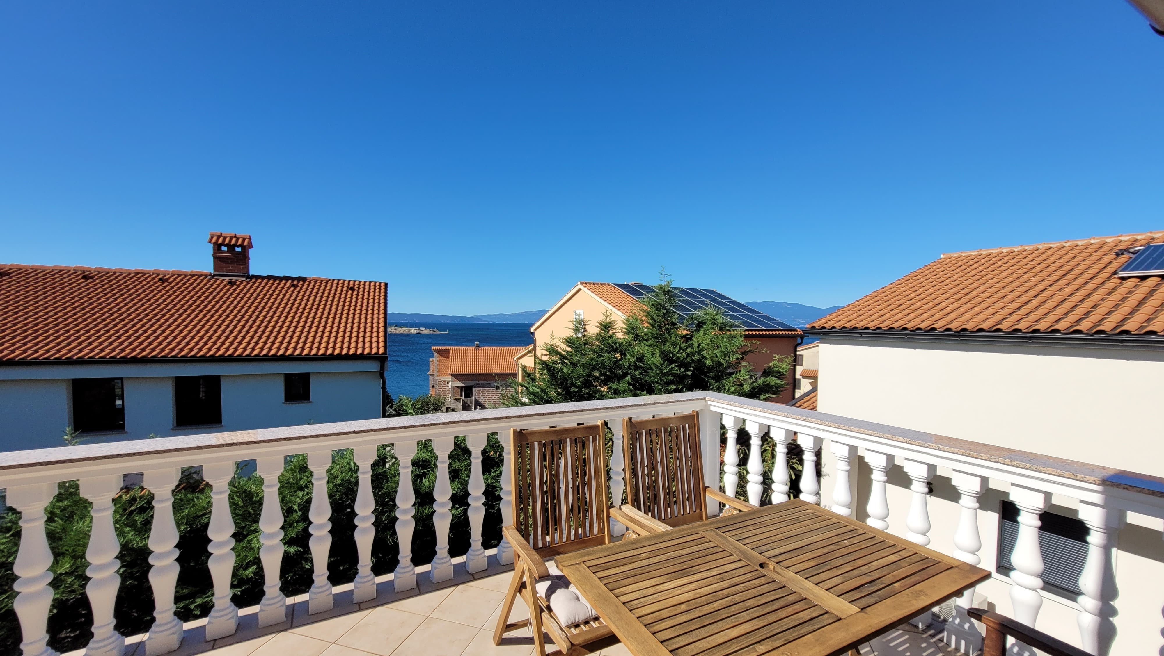 Two bedroom apartment with terrace and sea view Omišalj (Krk) (A-19410-a) Two bedroom apartment with terrace and sea view Omišalj (Krk) (A-19410-a)