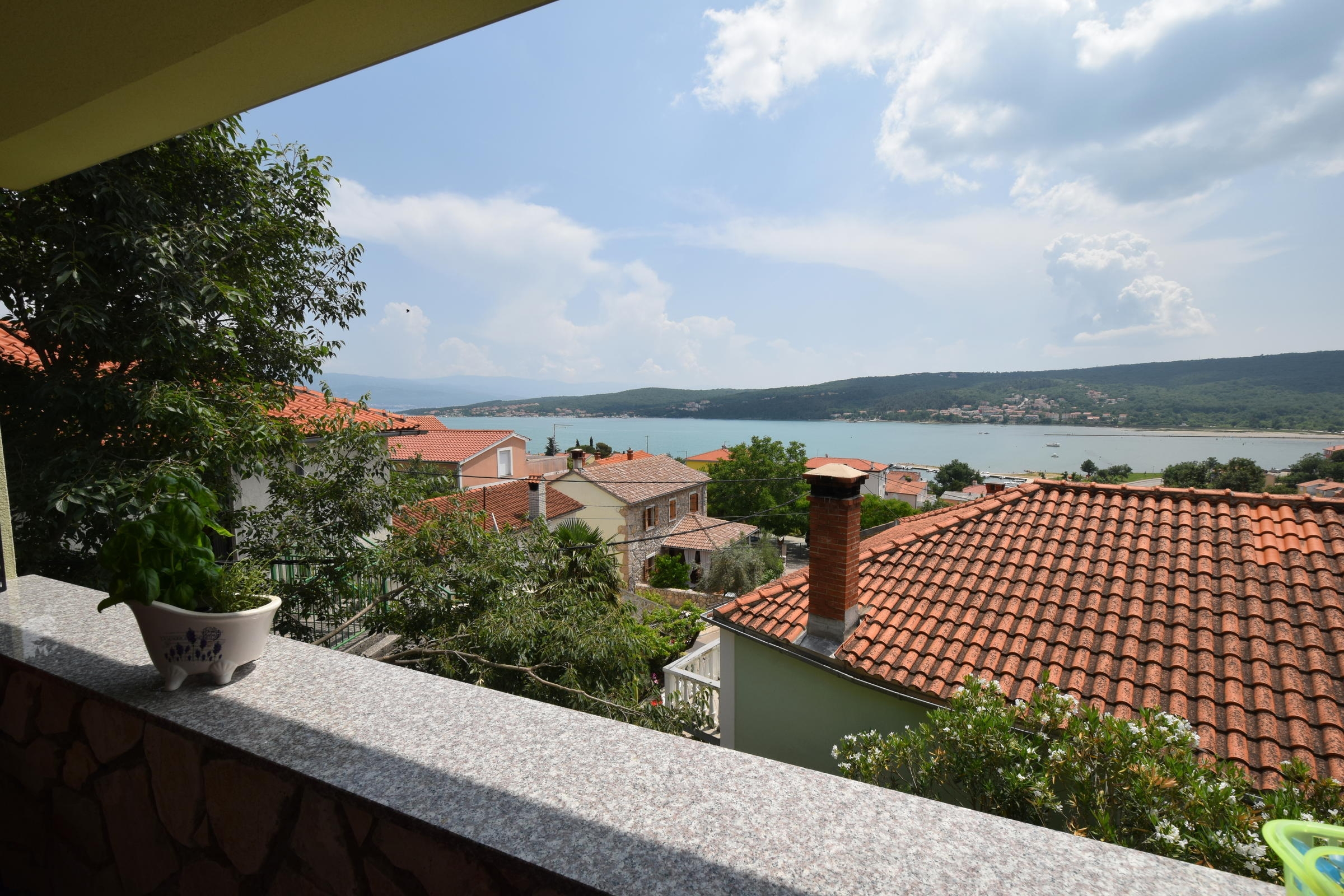 Two bedroom apartment with balcony and sea view Čižići, Krk  A-b