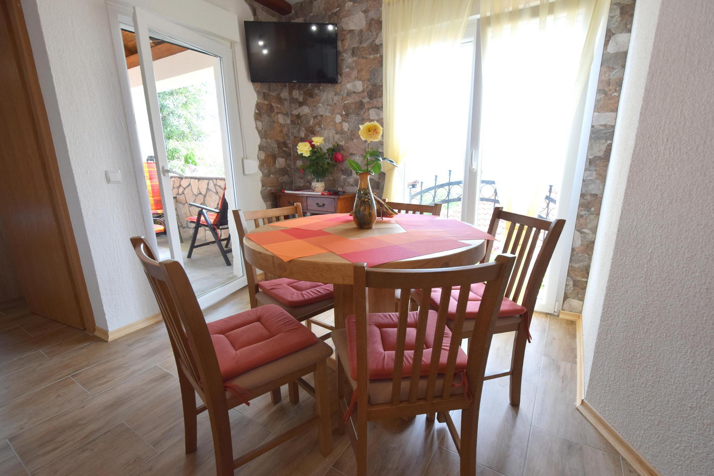 Two bedroom apartment with balcony and sea view Čižići, Krk (A-19412-b)