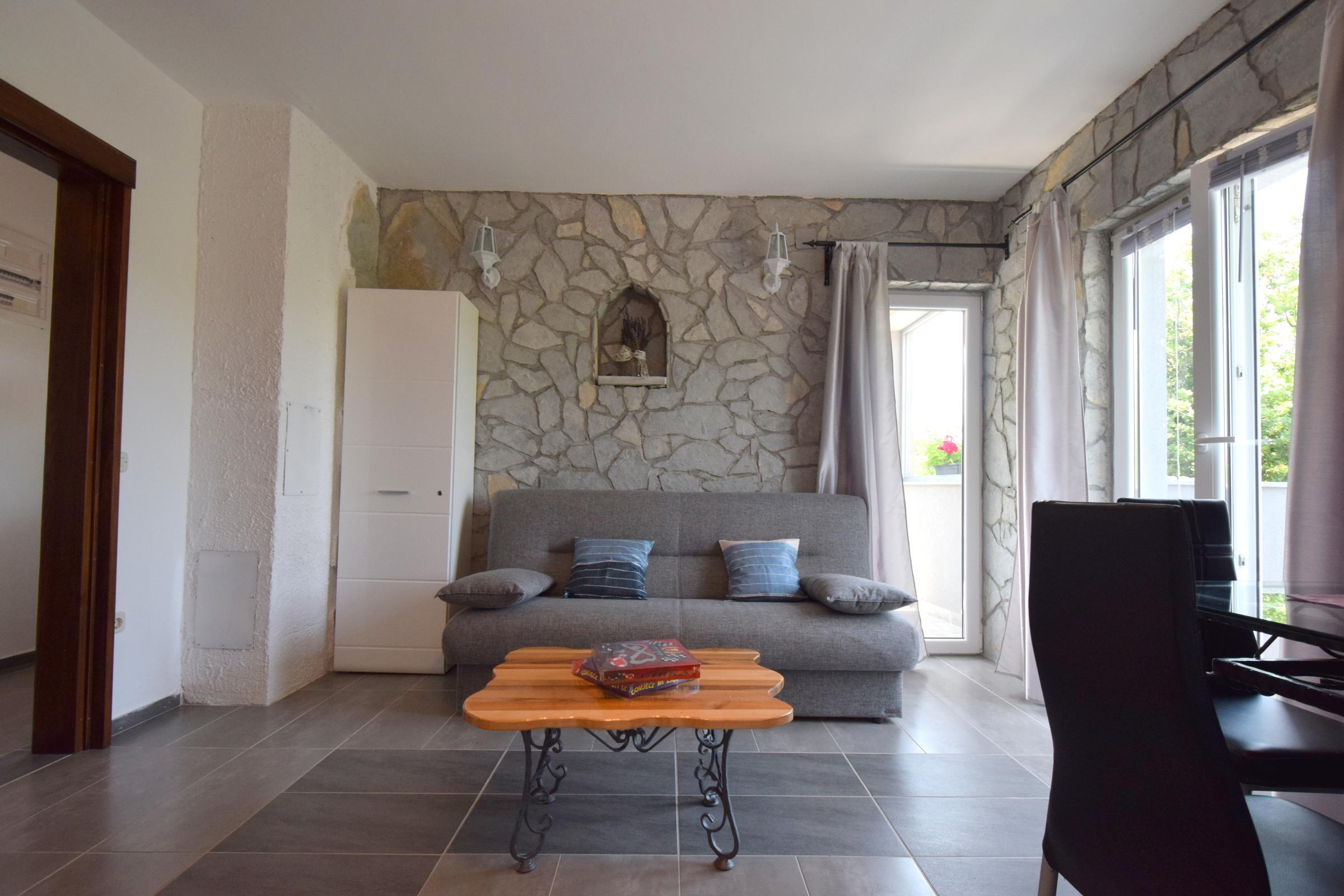 Two bedroom apartment with balcony Gabonjin, Krk (A-19413-a) Two bedroom apartment with balcony Gabonjin, Krk (A-19413-a)