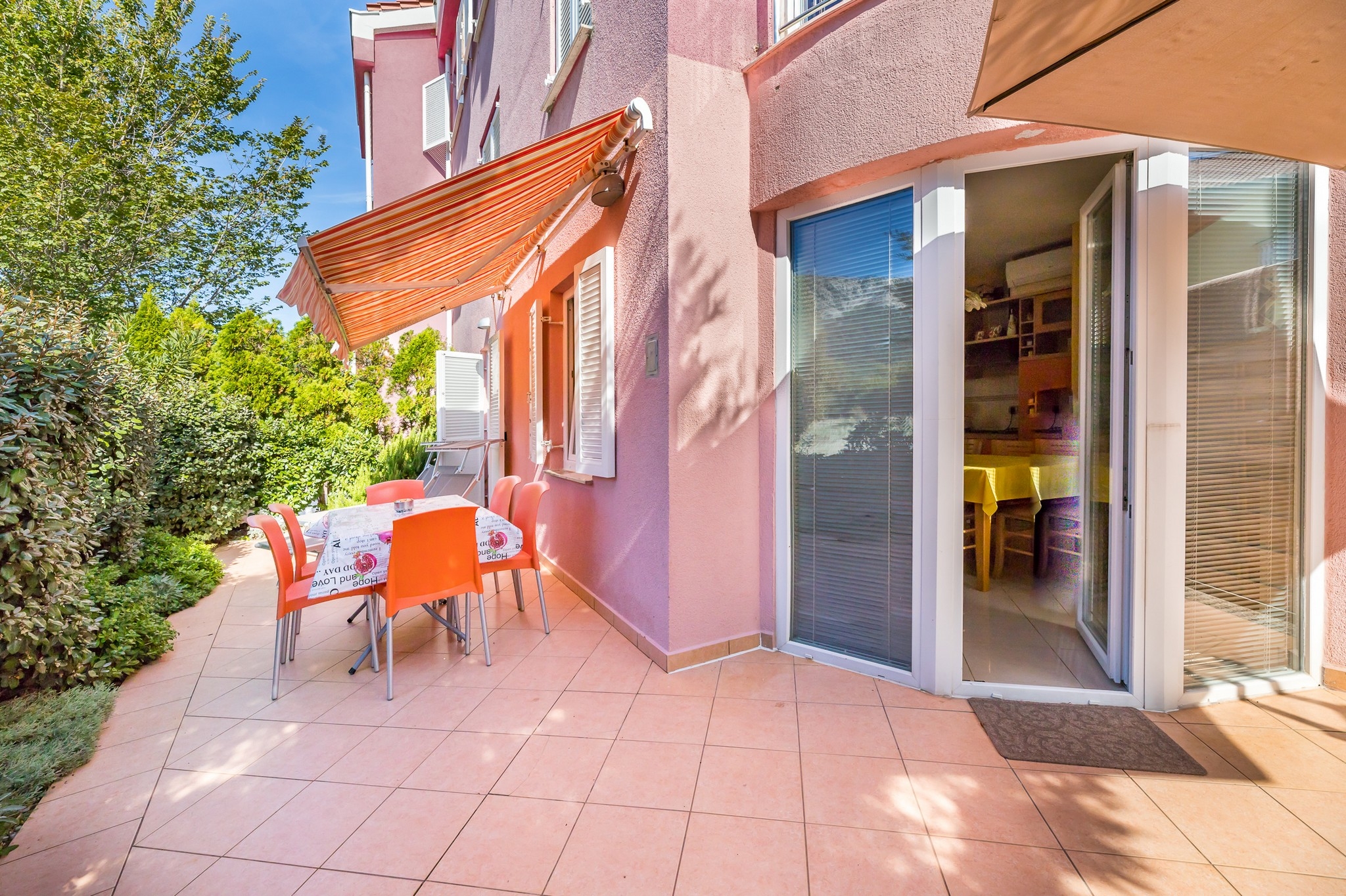 Two bedroom apartment with terrace Baška, Krk  A-b