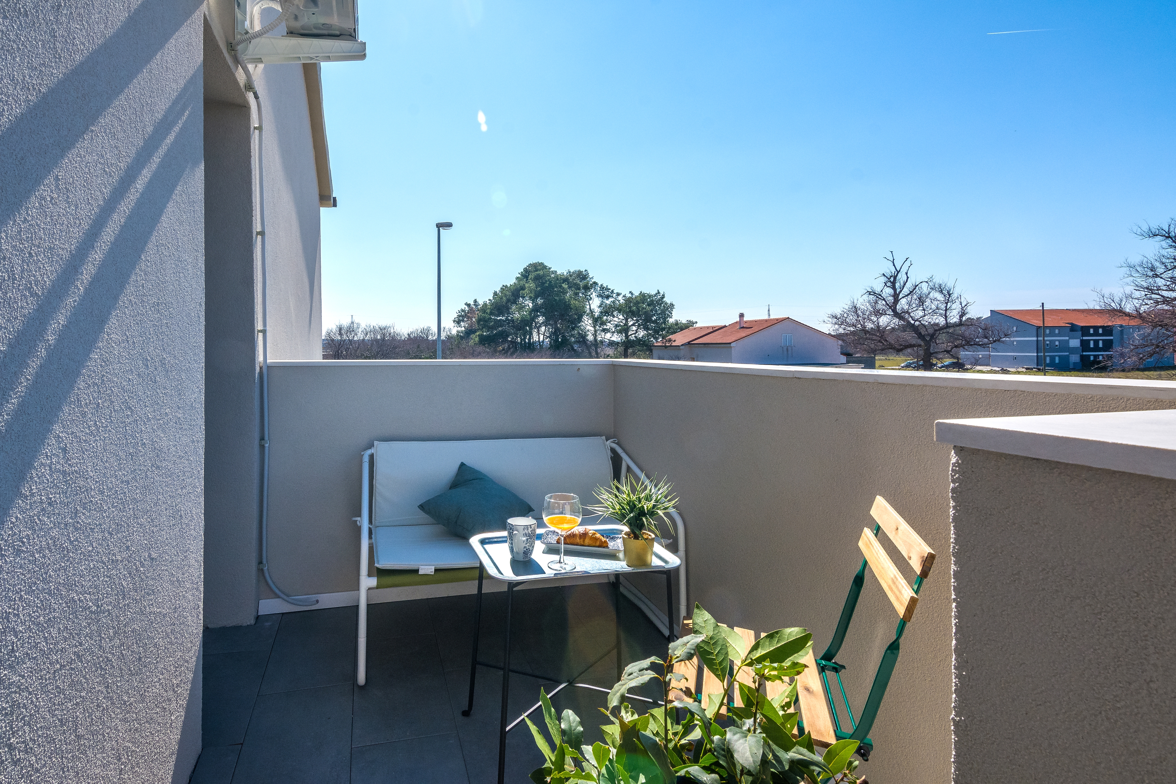 Komforna kuća s terasom Nin, Zadar  K