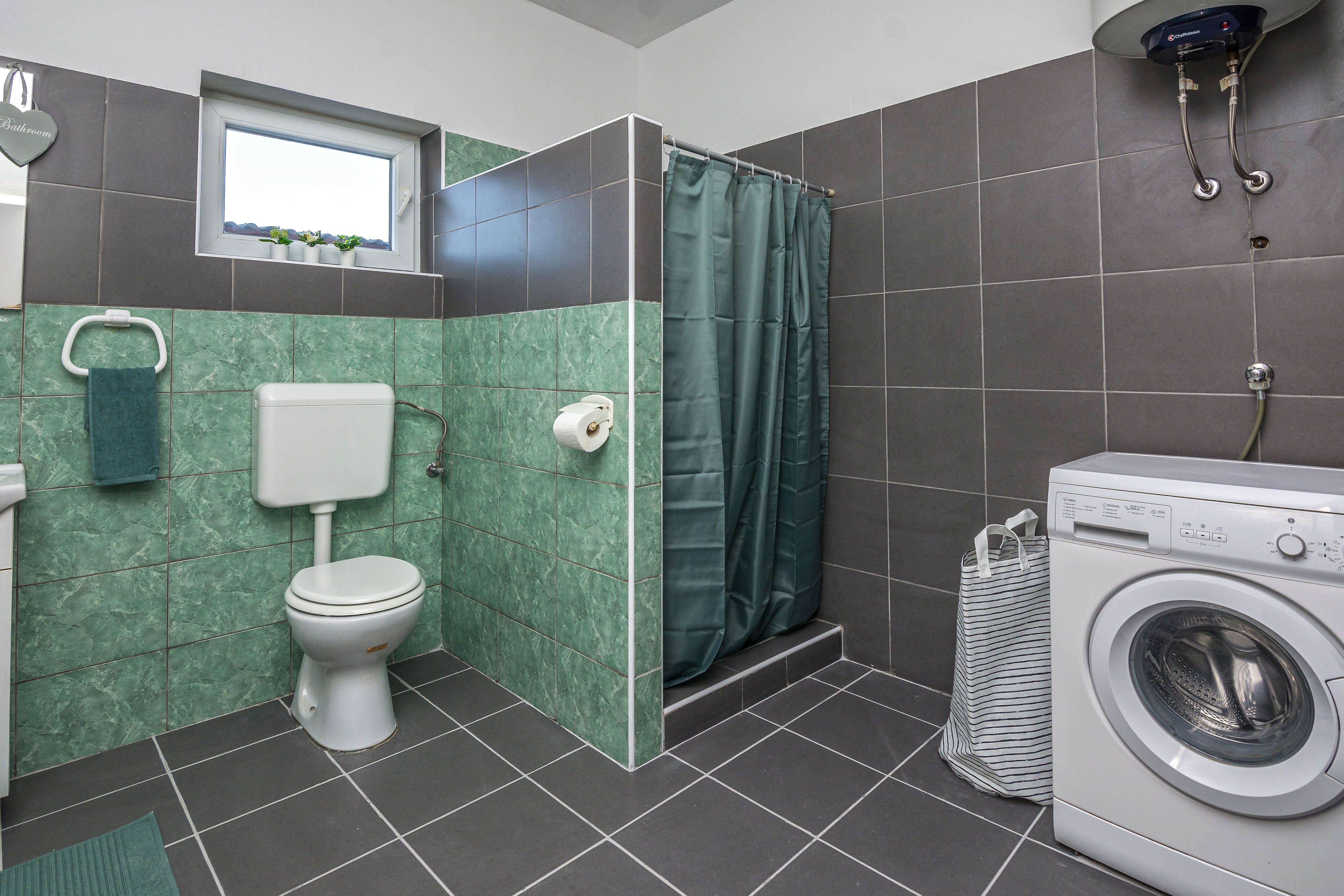 Komforna kuća s terasom Nin, Zadar  K