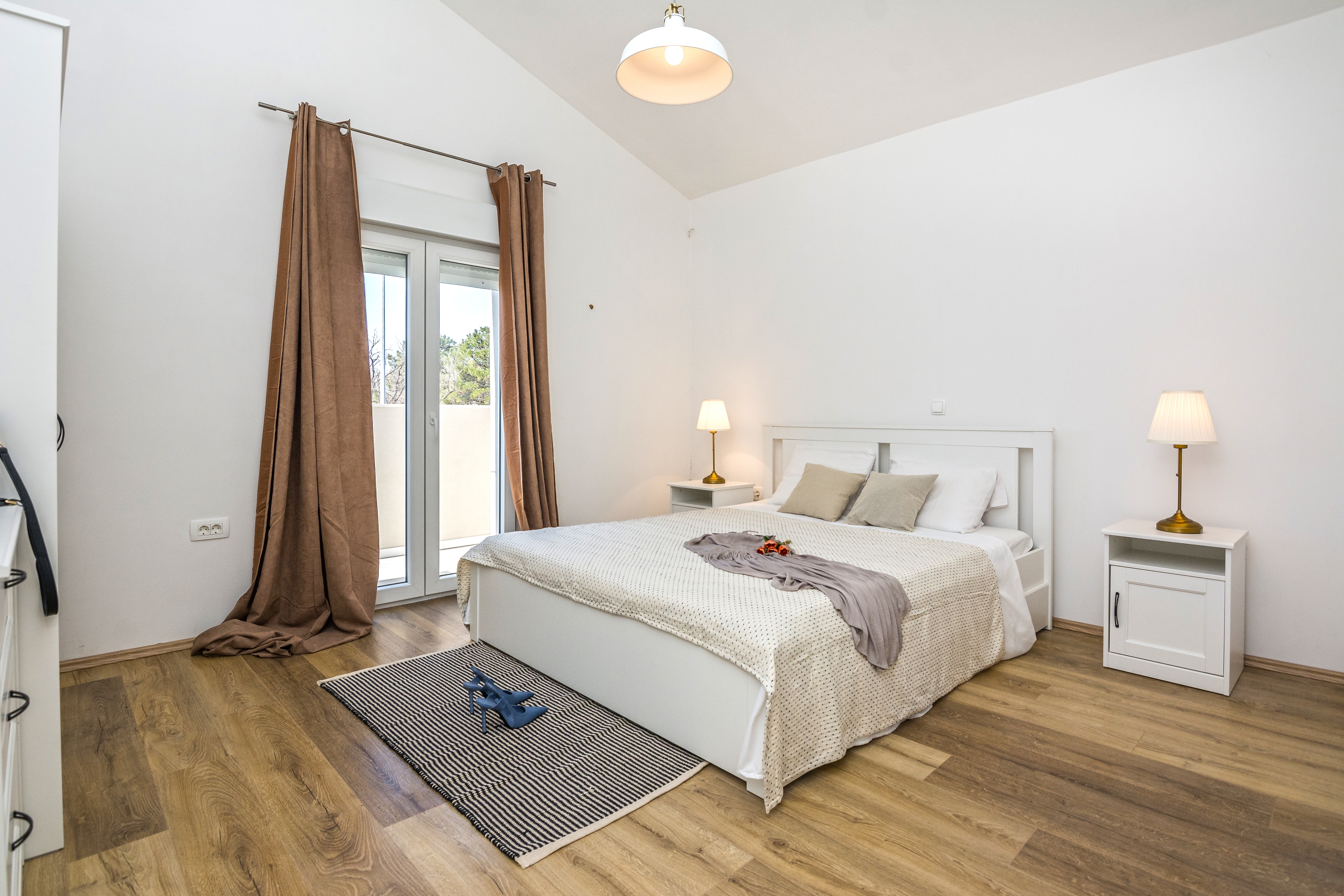 Komforna kuća s terasom Nin, Zadar  K