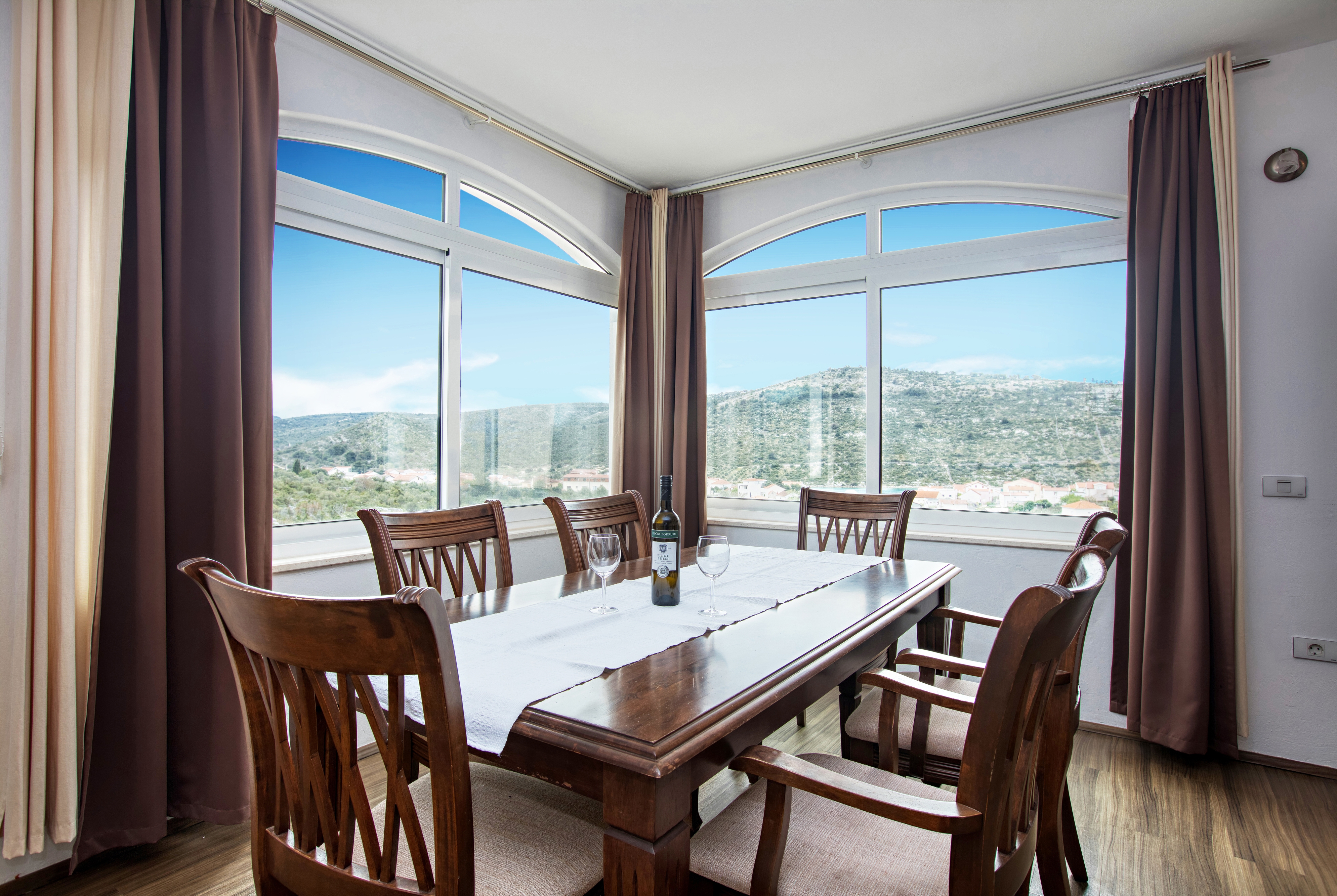 Top Rogoznica Stupin Čeline Top Rogoznica Stupin Čeline