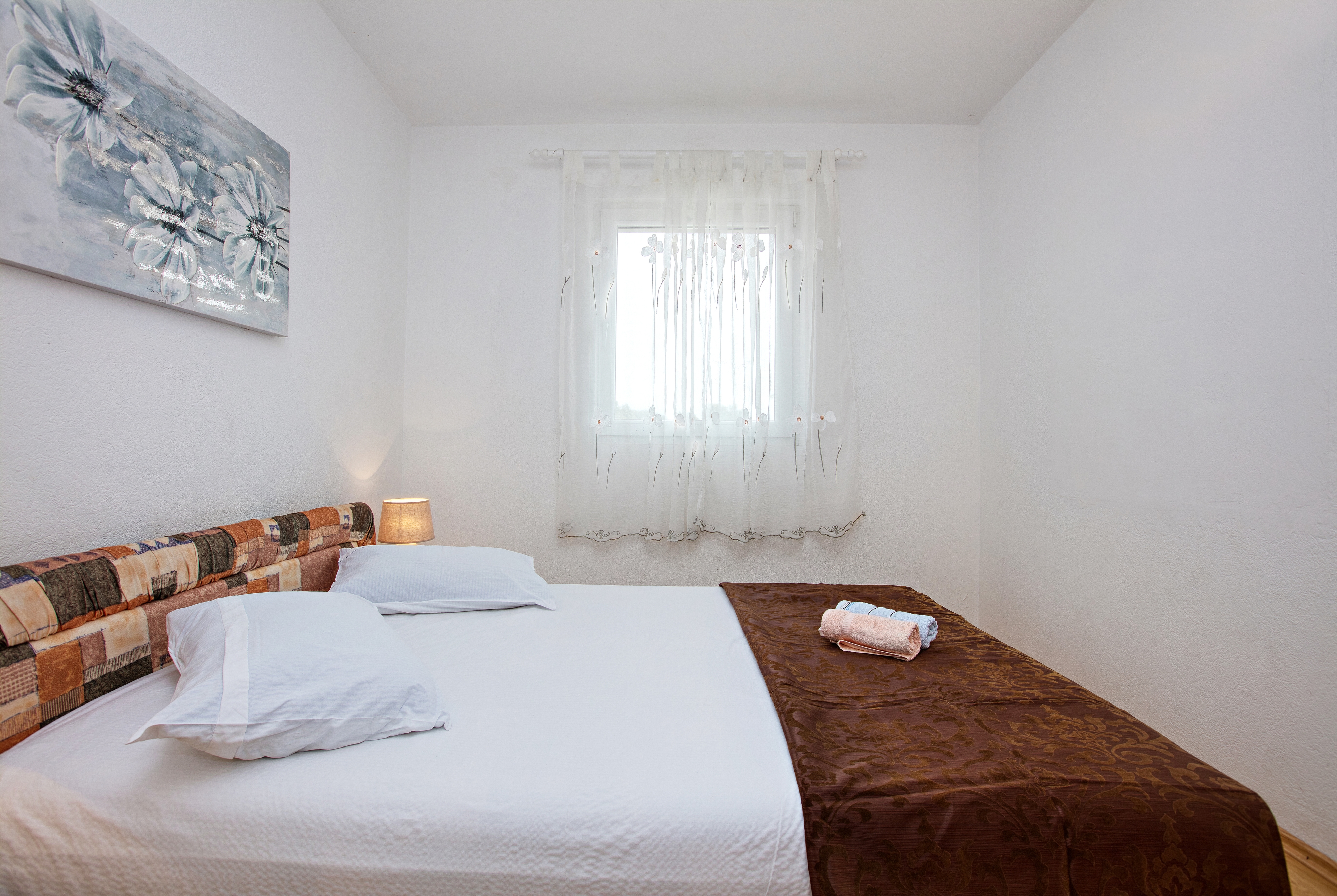 Two bedroom apartment with terrace and sea view Stupin Čeline, Rogoznica  A-b