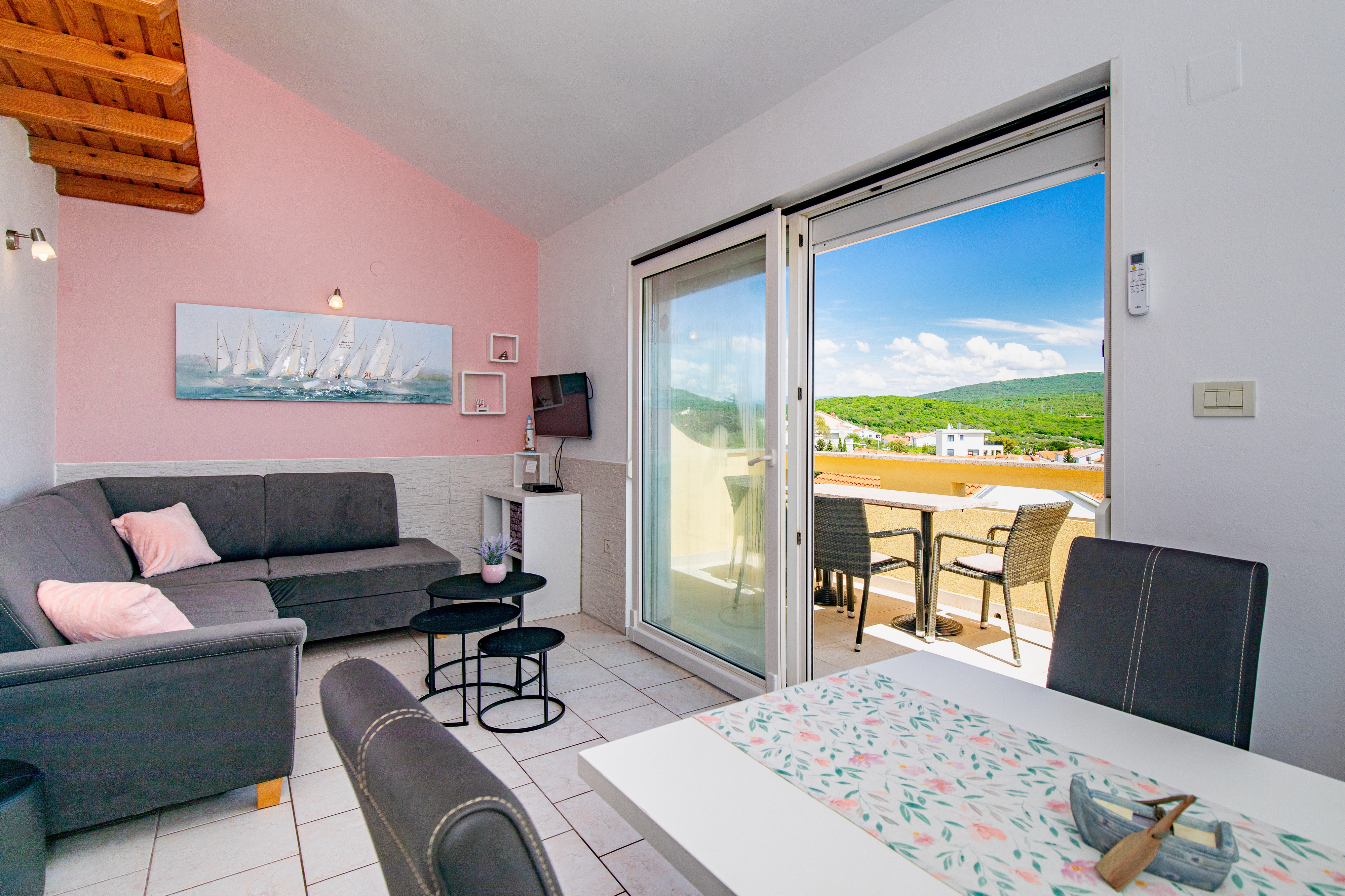 Two bedroom apartment with balcony and sea view Kornić, Krk (A-19463-a)