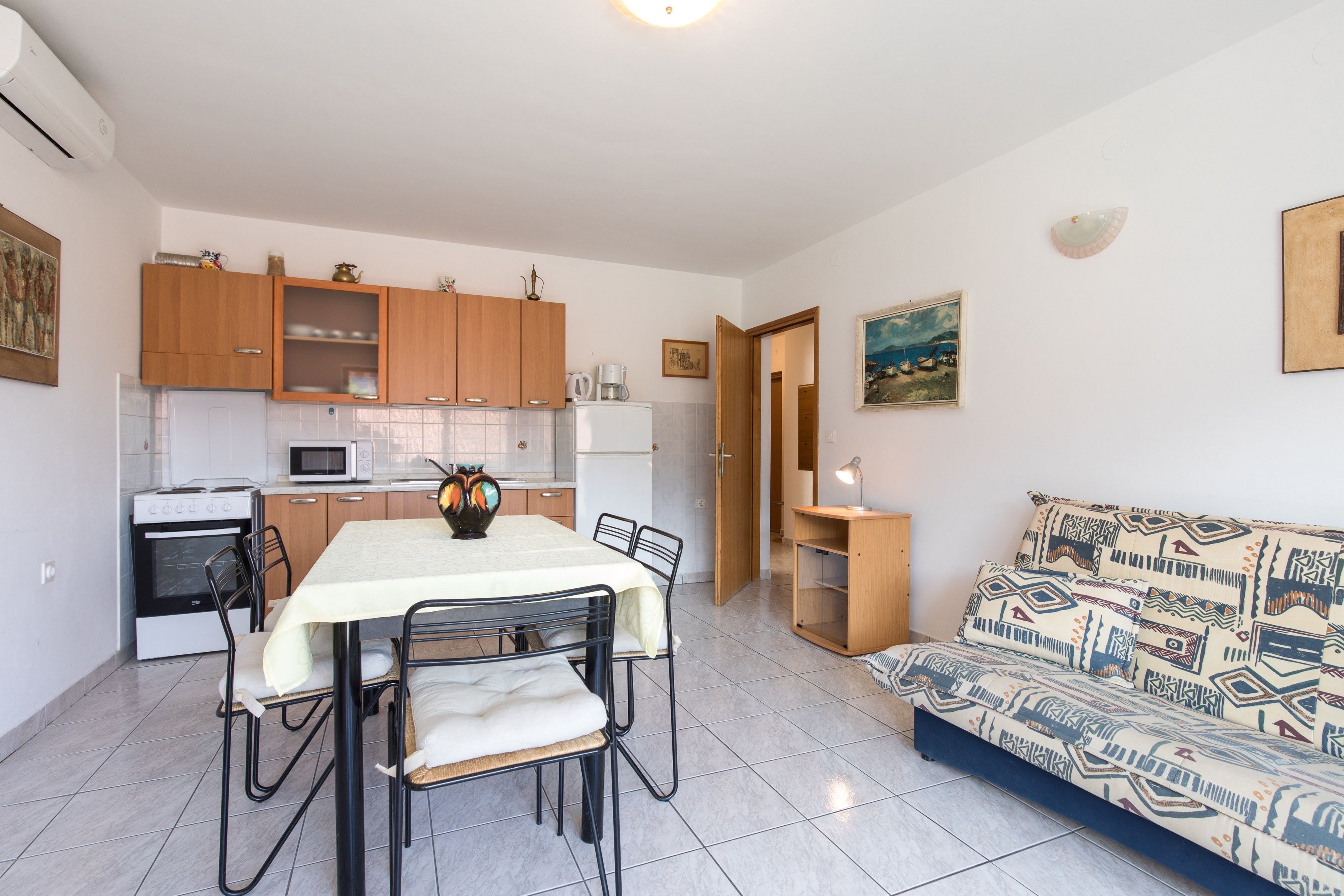 Two bedroom apartment with terrace Baška, Krk (A-19483-a)