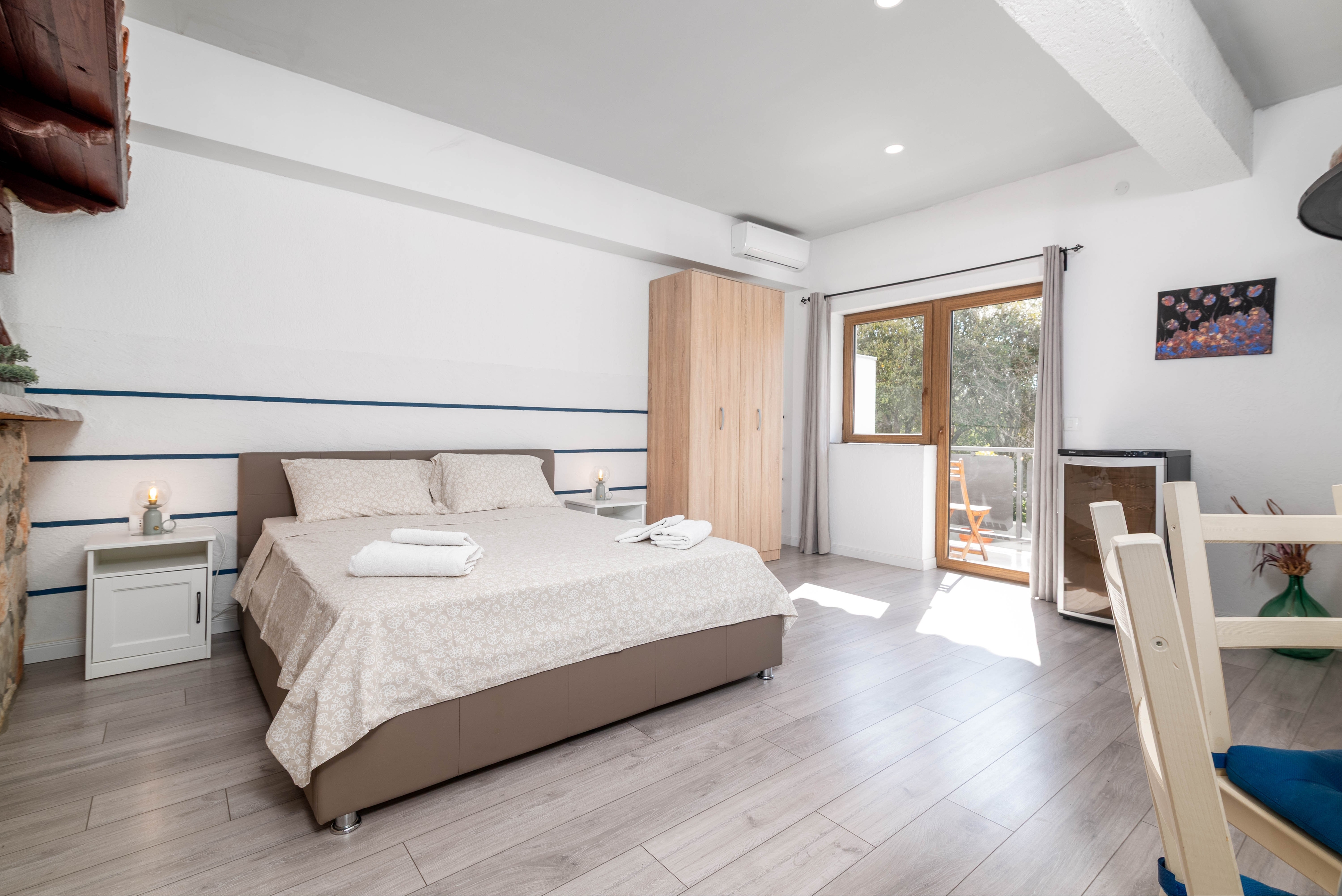 Room with balcony Rovinj (S-19499-e) Room with balcony Rovinj (S-19499-e)