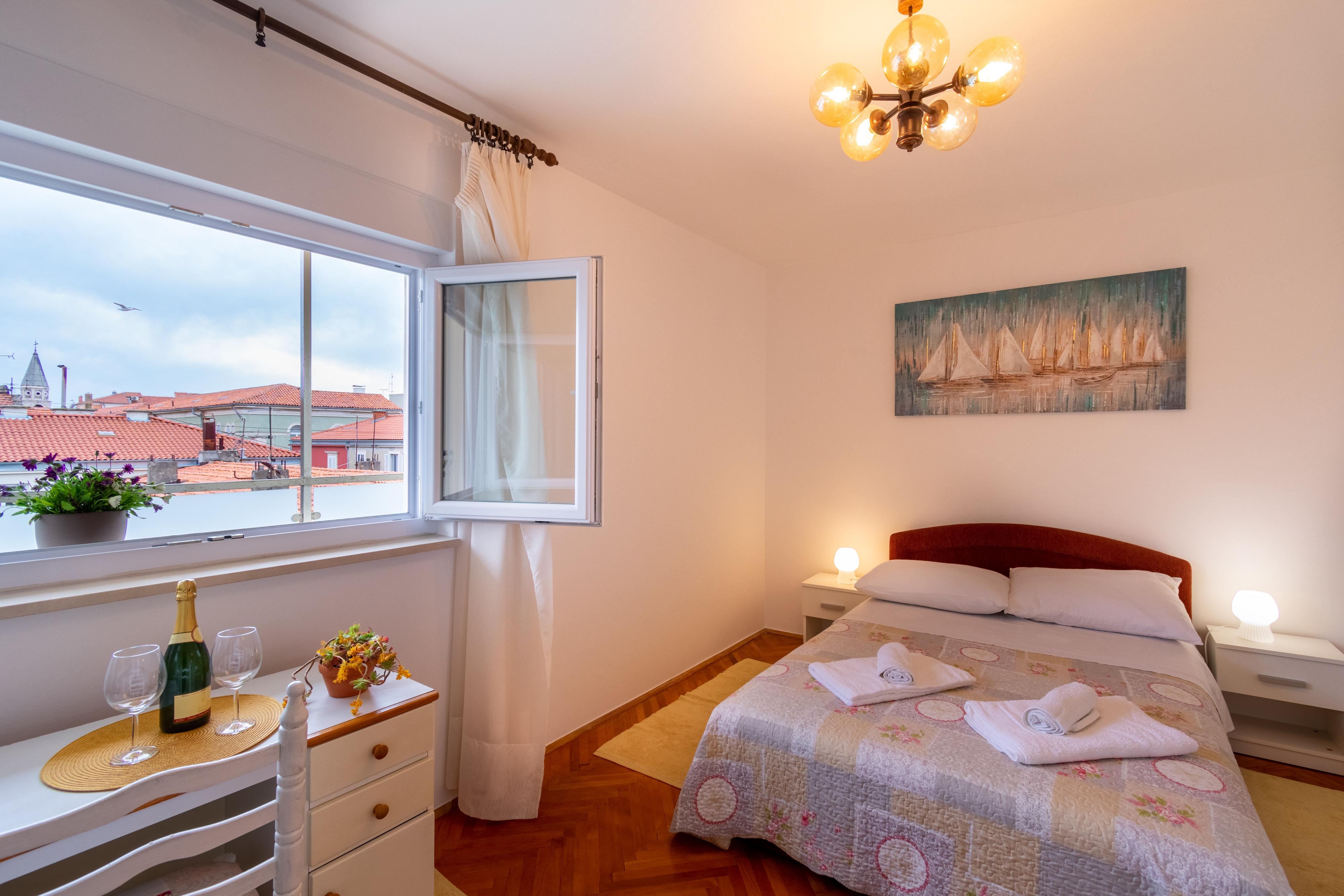 Two bedroom apartment with balcony and sea view Zadar  A-a