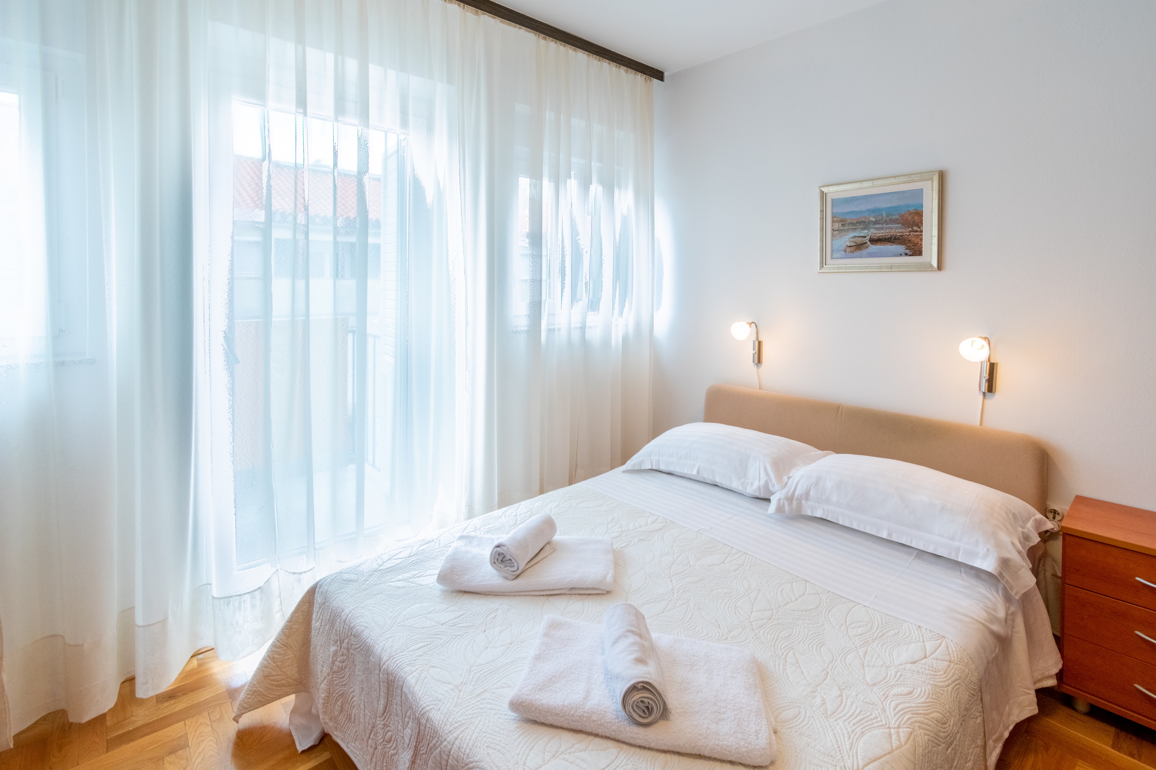 Two bedroom apartment with balcony and sea view Zadar  A-a