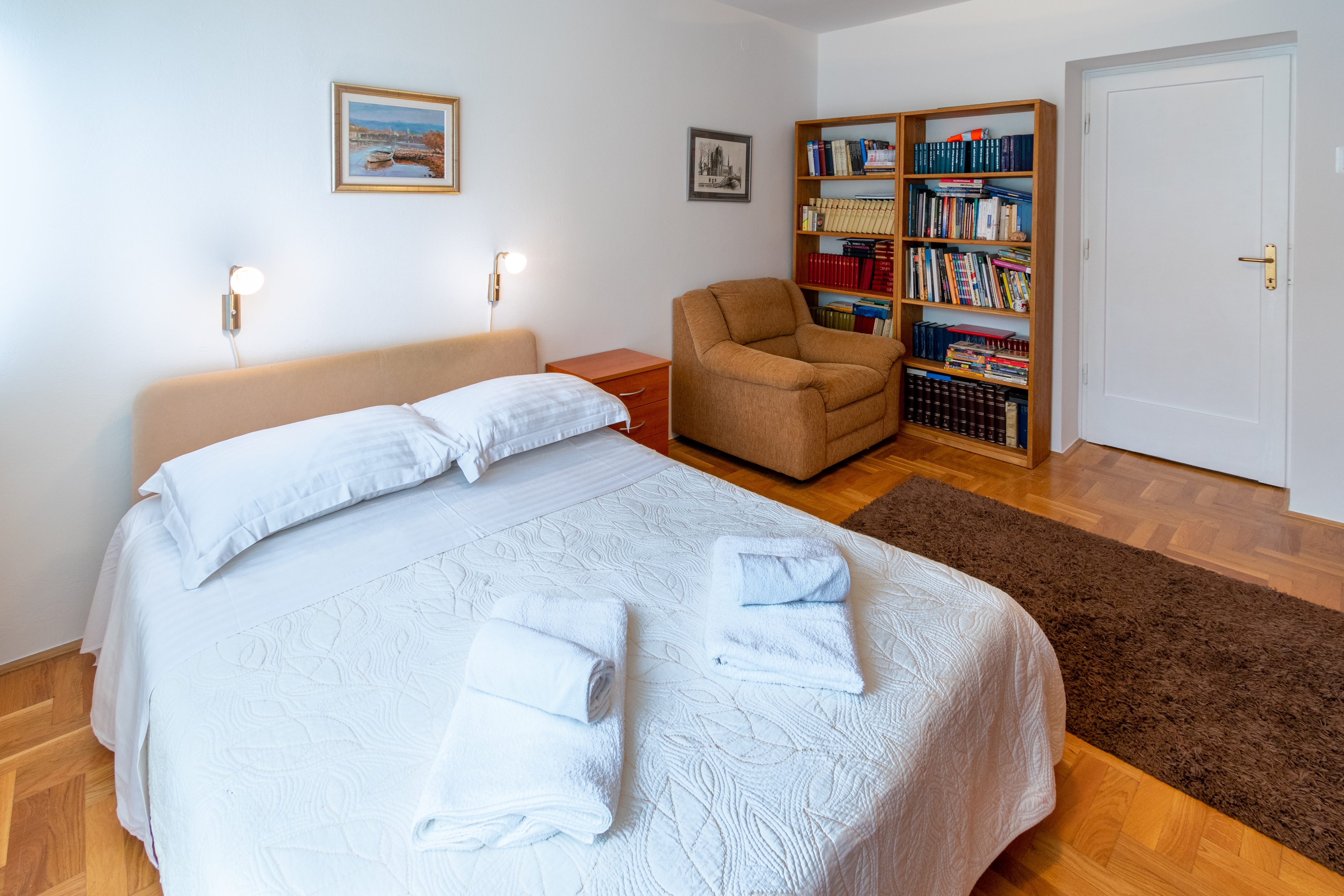 Two bedroom apartment with balcony and sea view Zadar  A-a