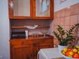 Lumbarda, Kitchen in the apartment, (pet friendly) and WiFi.