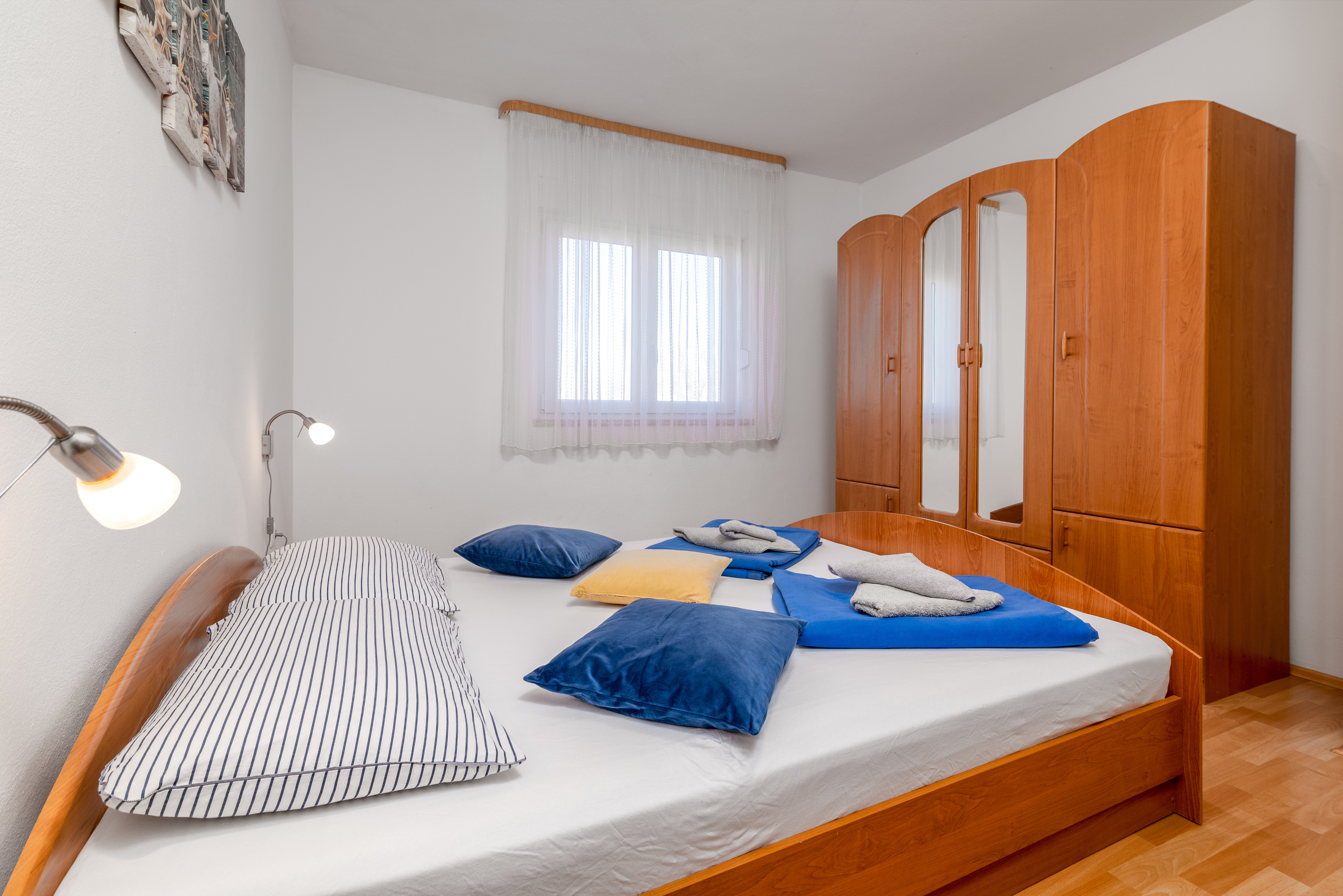 One bedroom apartment with terrace Valbandon, Fažana  A-b