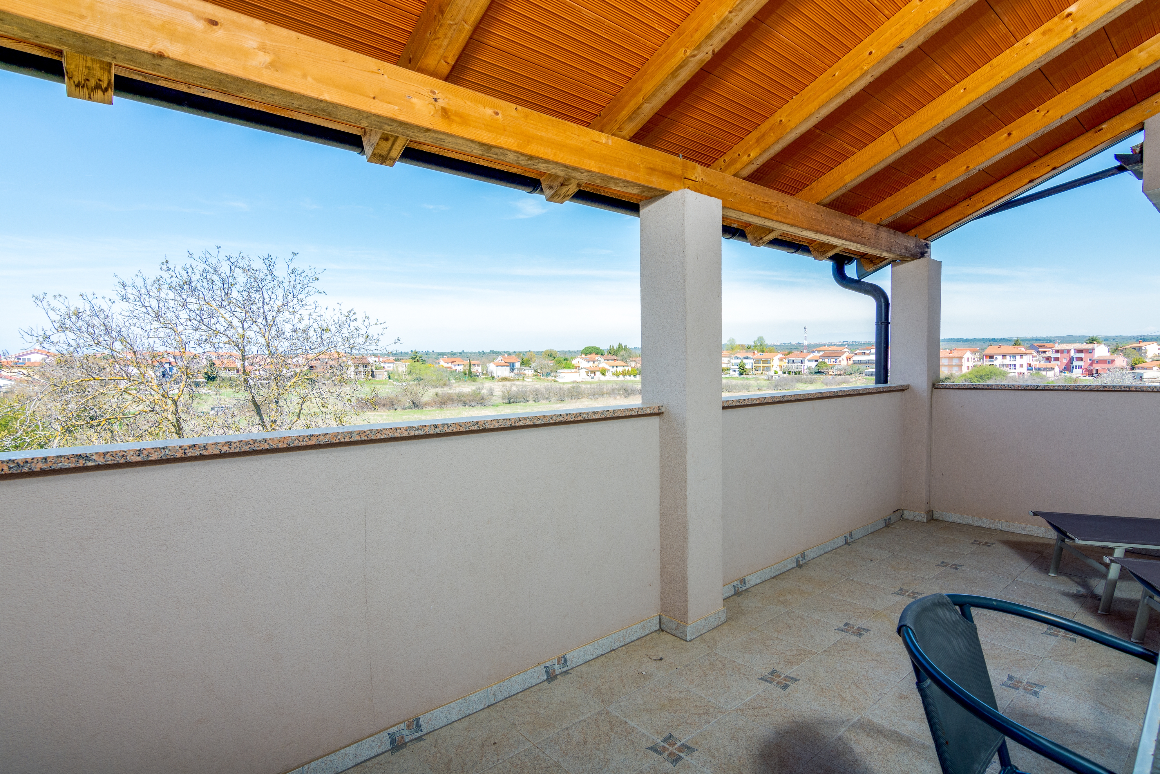 One bedroom apartment with terrace Valbandon, Fažana  A-b