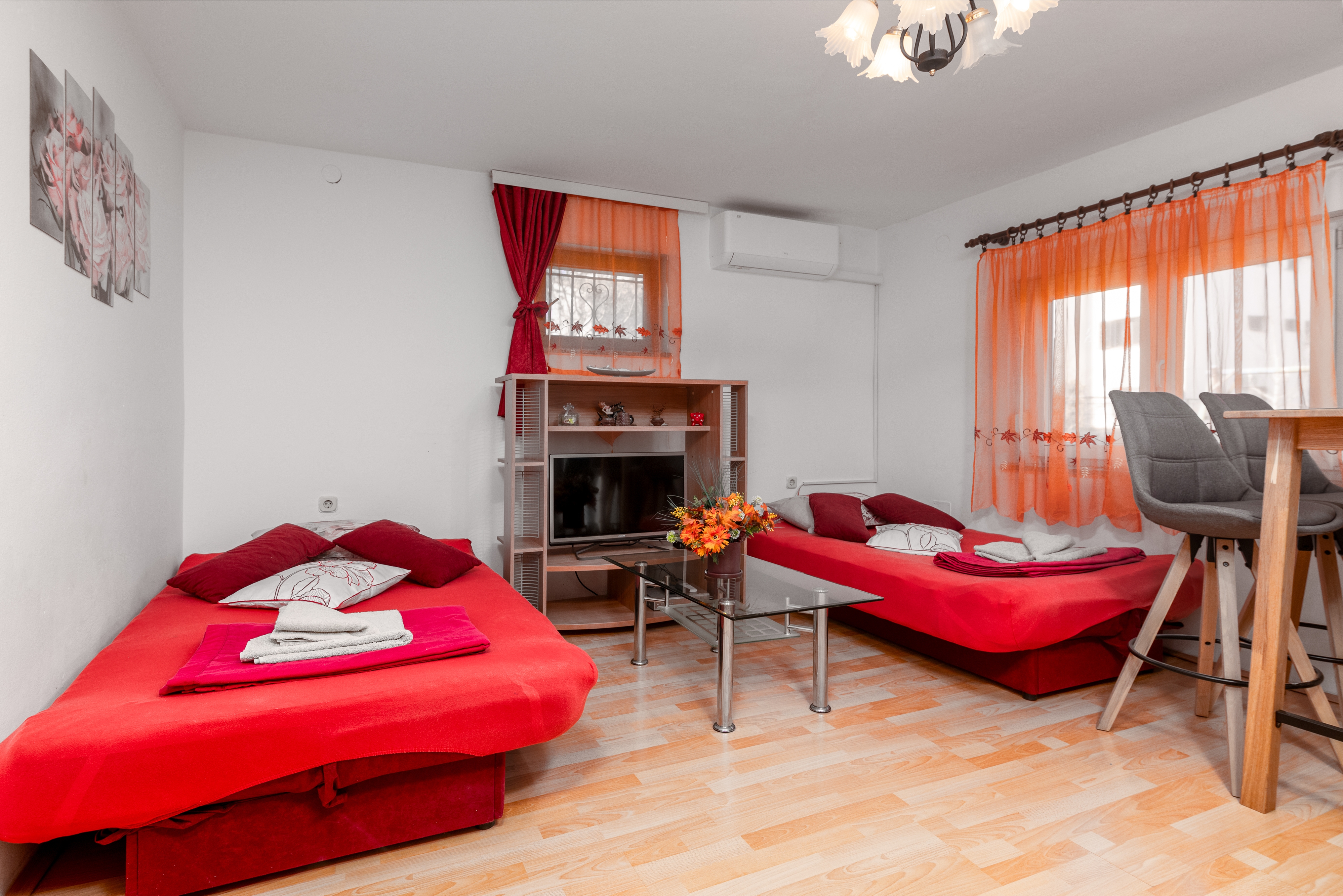 One bedroom apartment with terrace Valbandon, Fažana (A-19511-c)