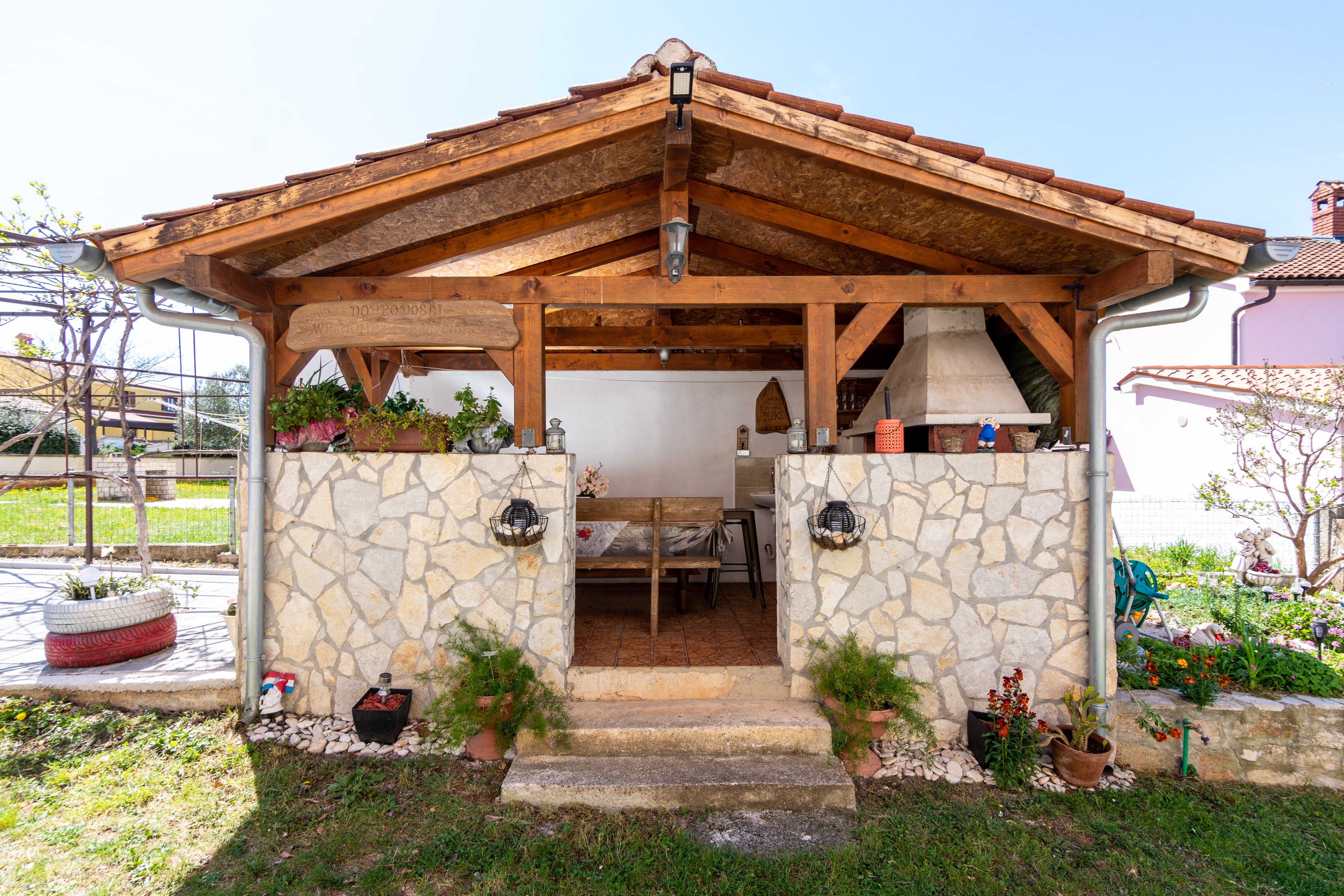 One bedroom apartment with terrace Valbandon, Fažana (A-19511-c)