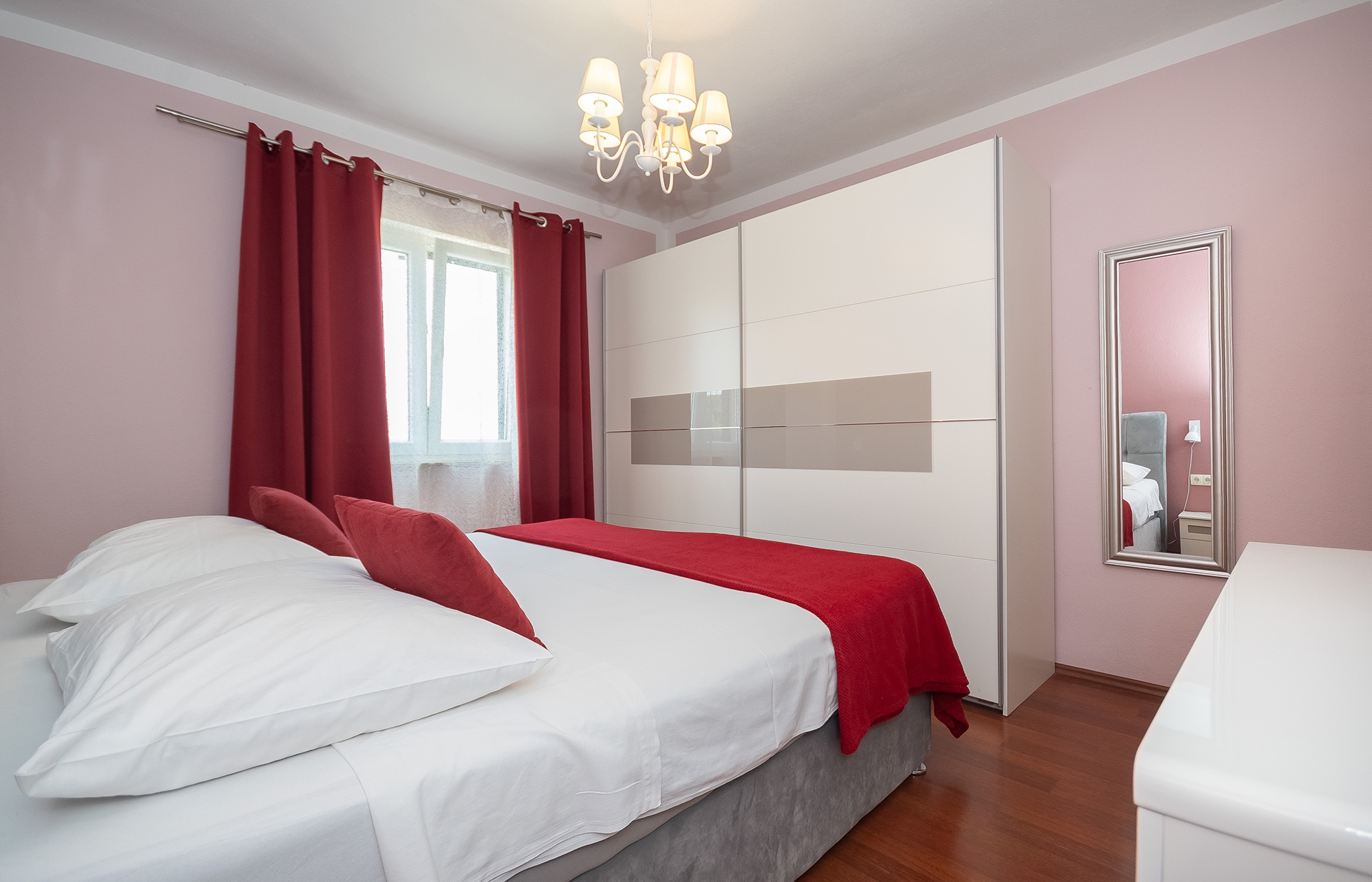 Top Omiš Dugi Rat Top Omiš Dugi Rat