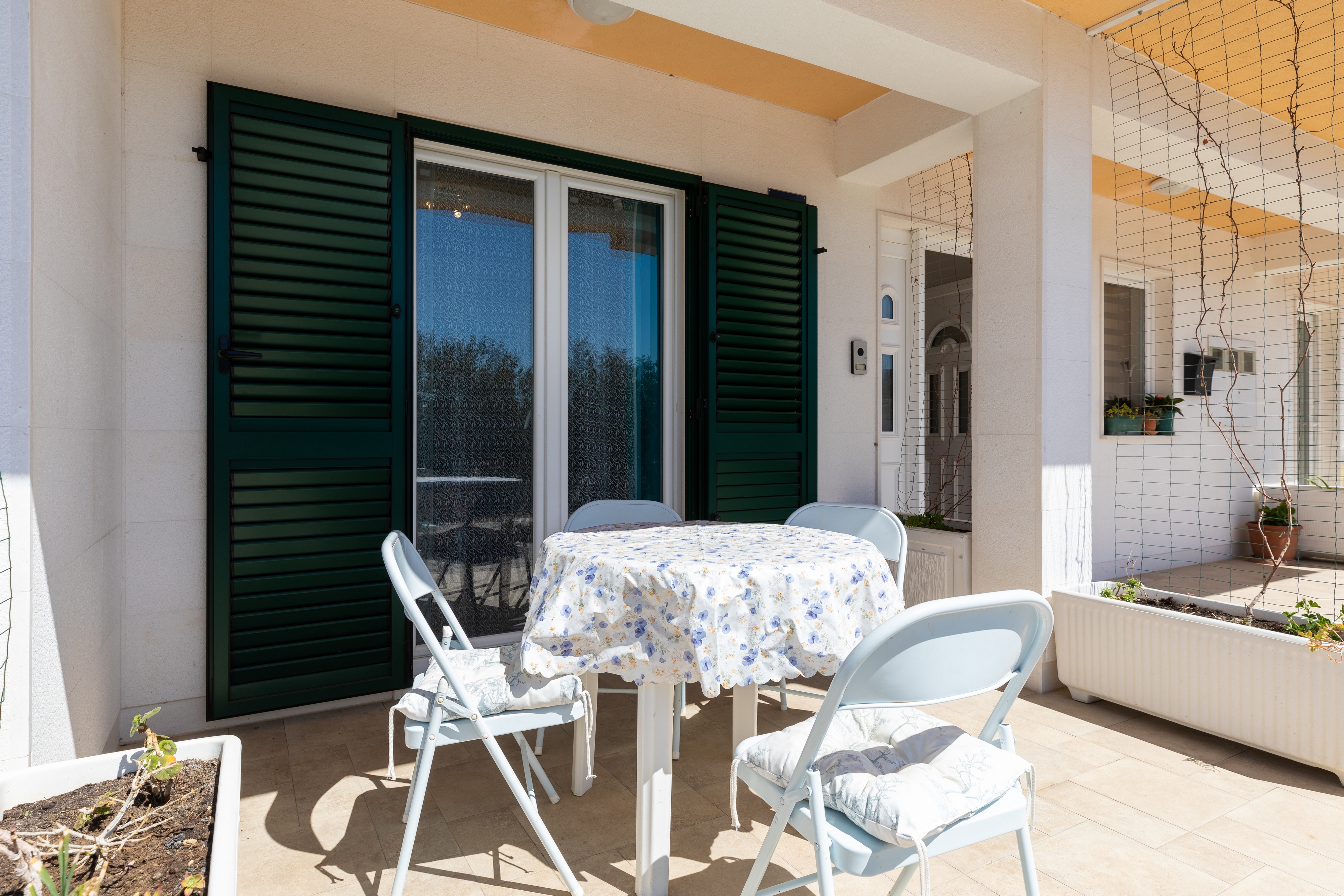 One bedroom apartment with terrace Dugi Rat, Omiš (A-19516-c) One bedroom apartment with terrace Dugi Rat, Omiš (A-19516-c)