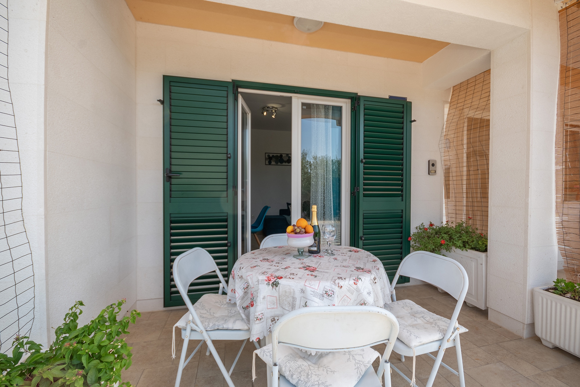 One bedroom apartment with terrace Dugi Rat, Omiš  A-c