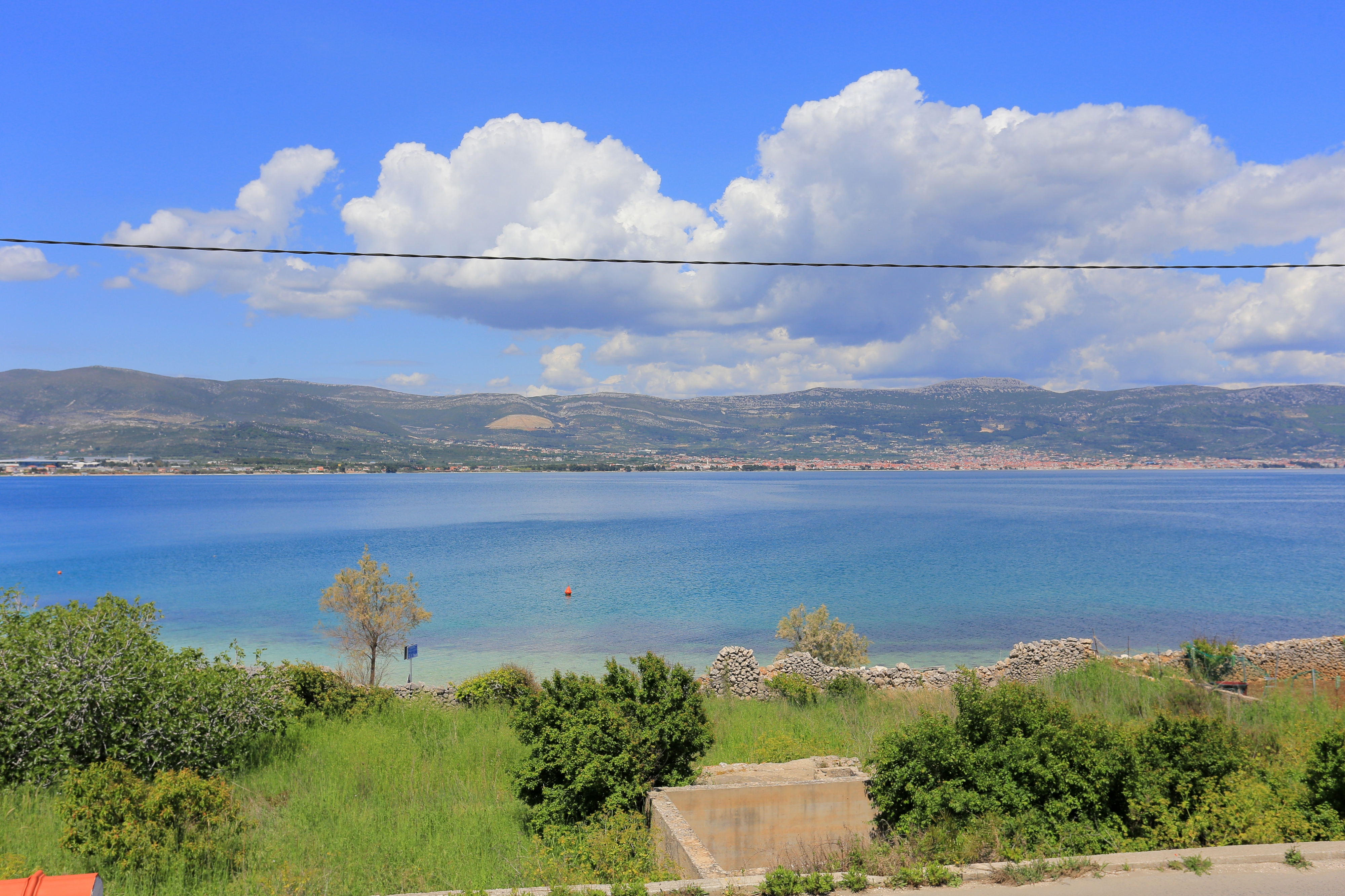 One bedroom apartment near beach Arbanija, Čiovo  A-a