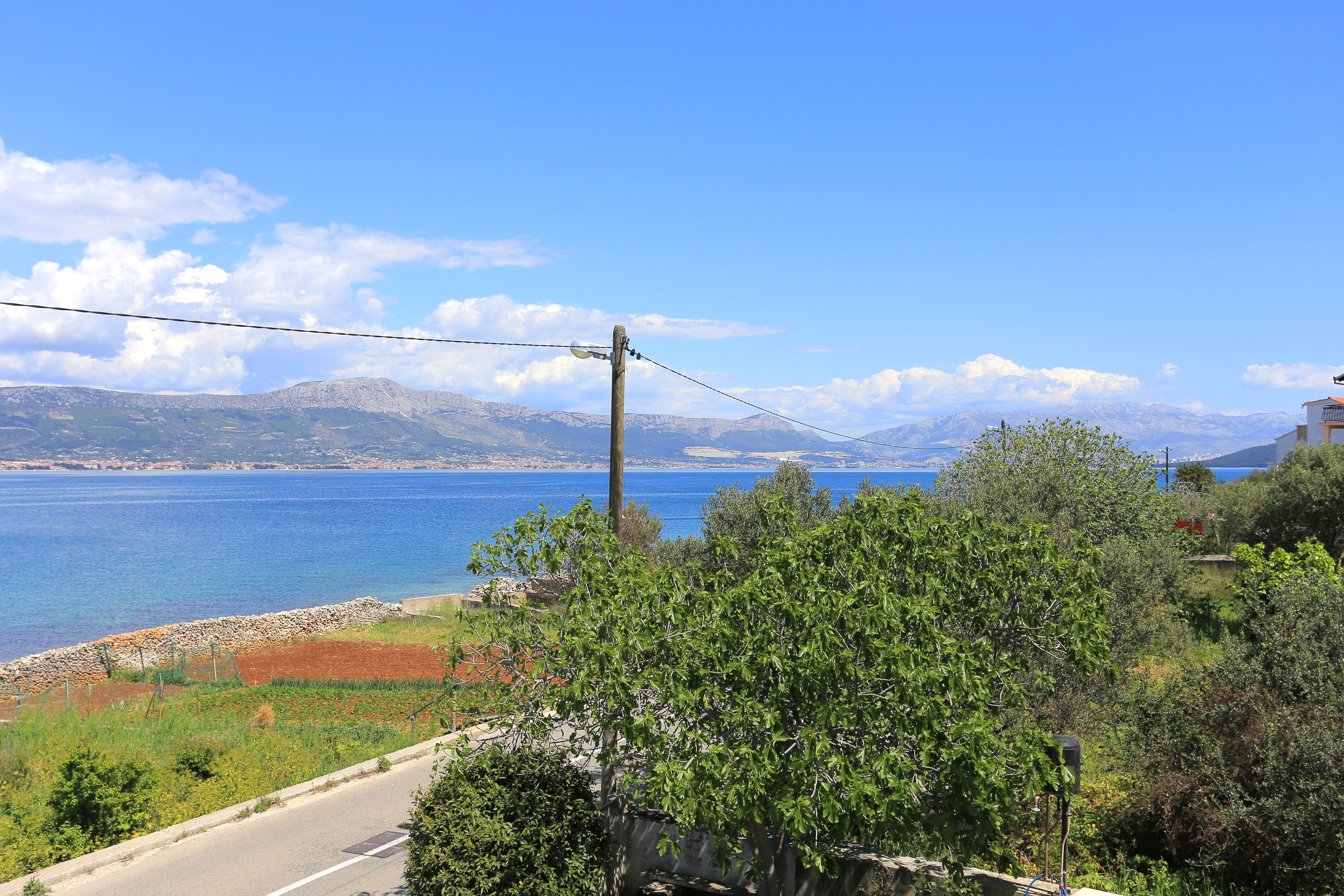 One bedroom apartment near beach Arbanija, Čiovo  A-a
