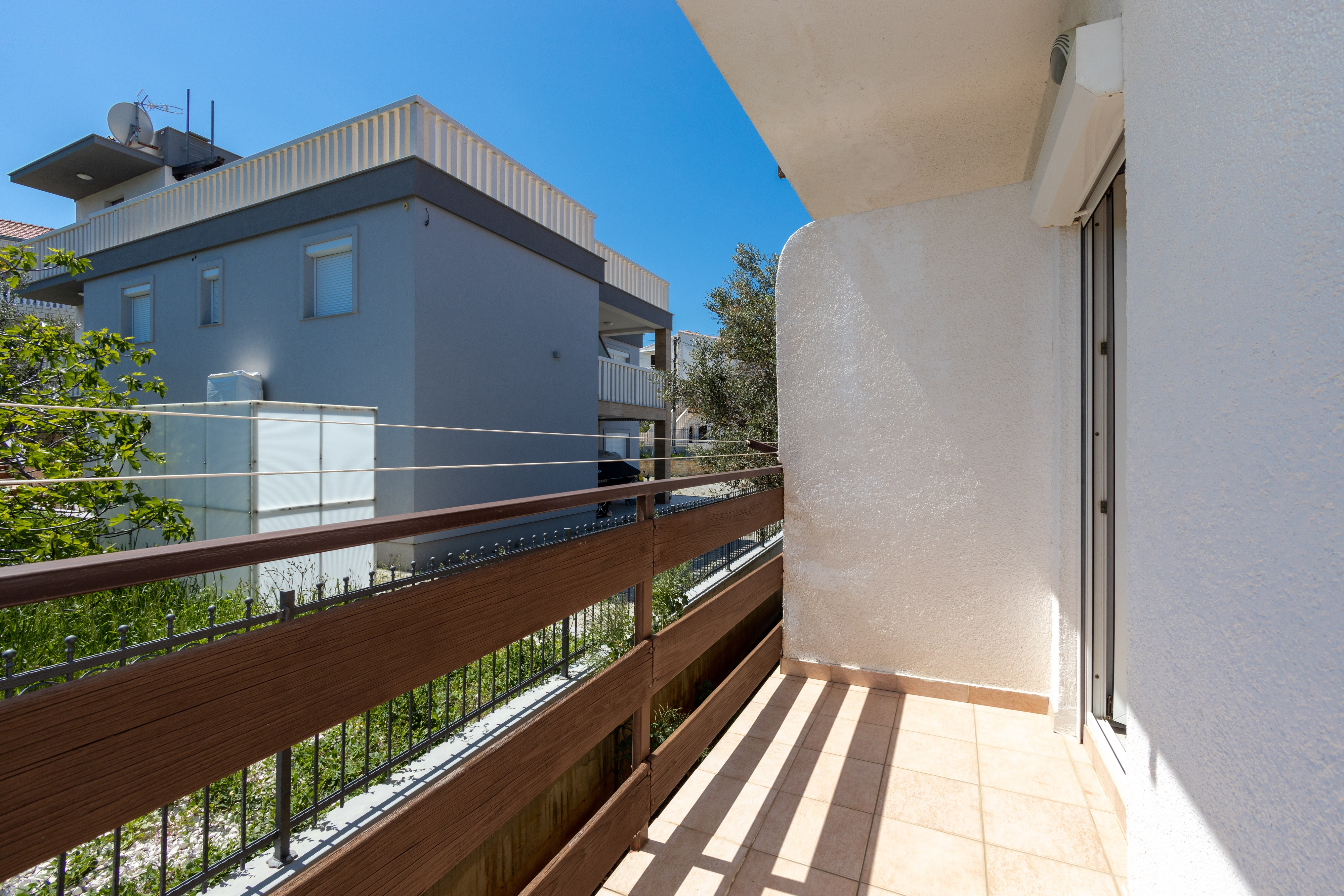 One bedroom apartment near beach Arbanija, Čiovo  A-b