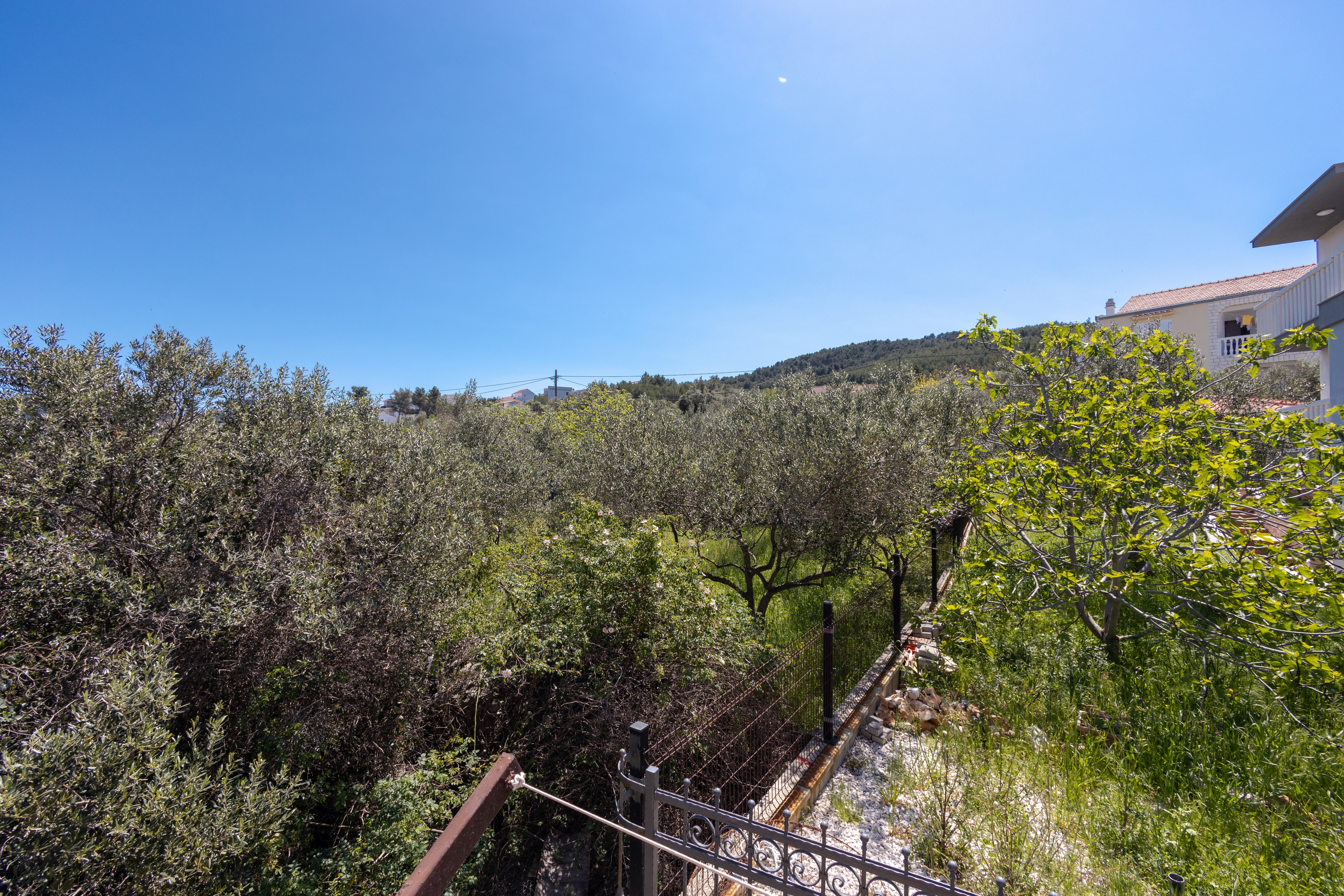 One bedroom apartment near beach Arbanija, Čiovo  A-b