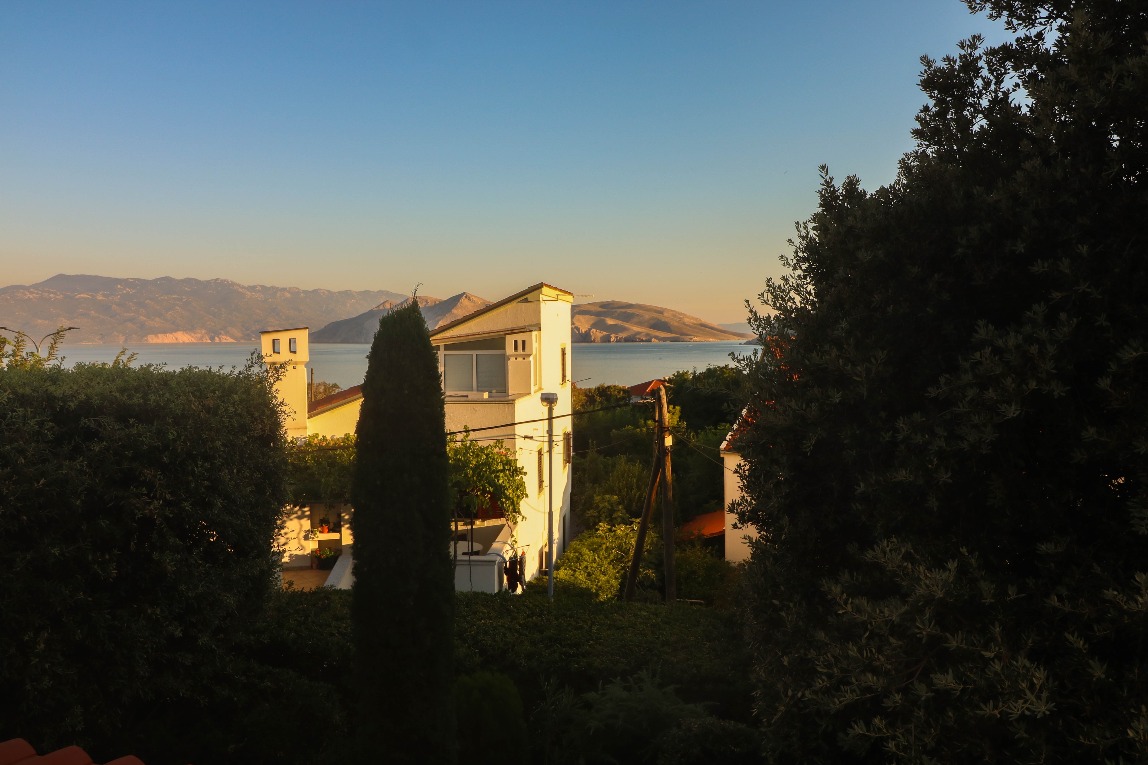 One bedroom apartment with terrace and sea view Baška, Krk  A-a