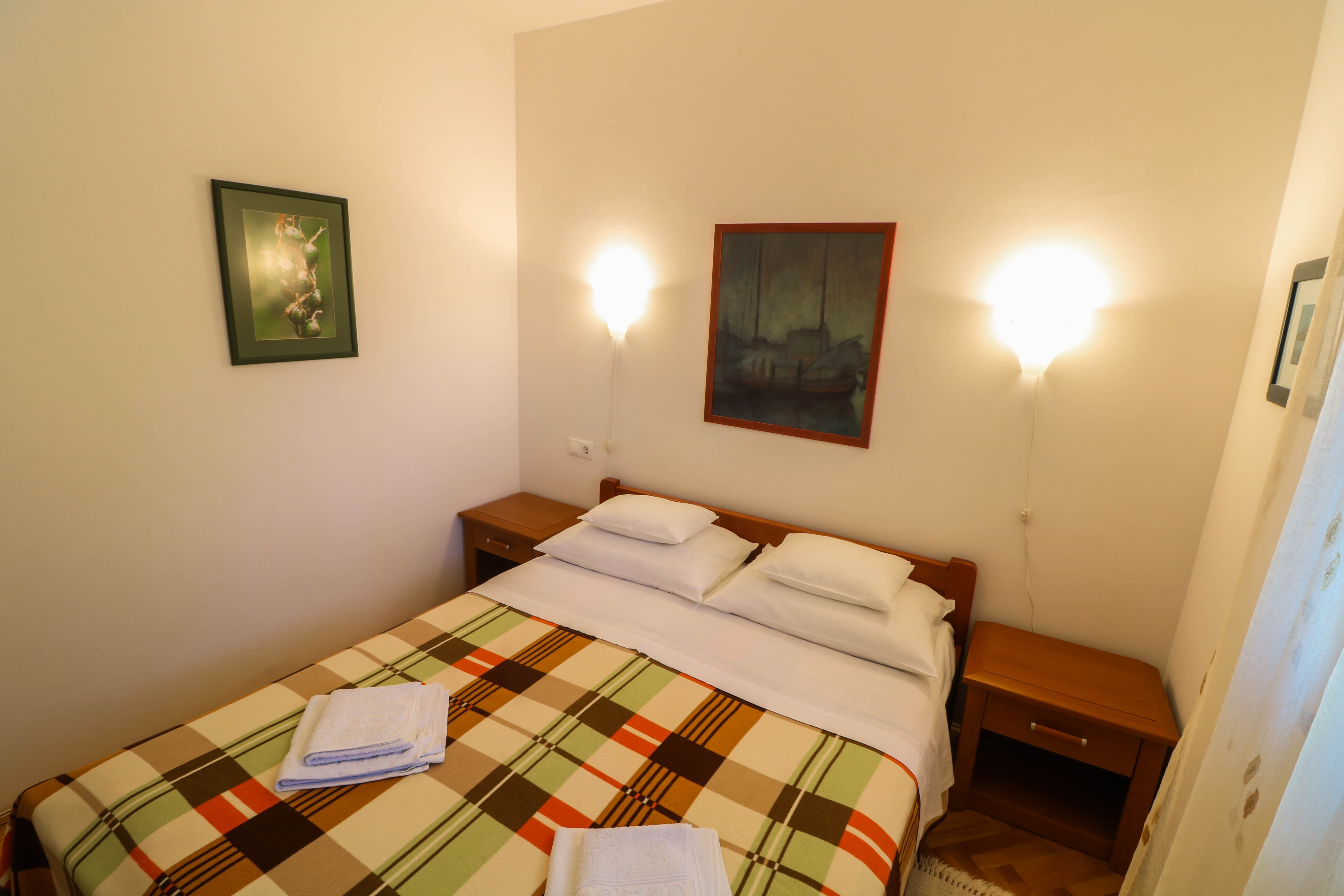 One bedroom apartment with terrace and sea view Baška, Krk  A-b