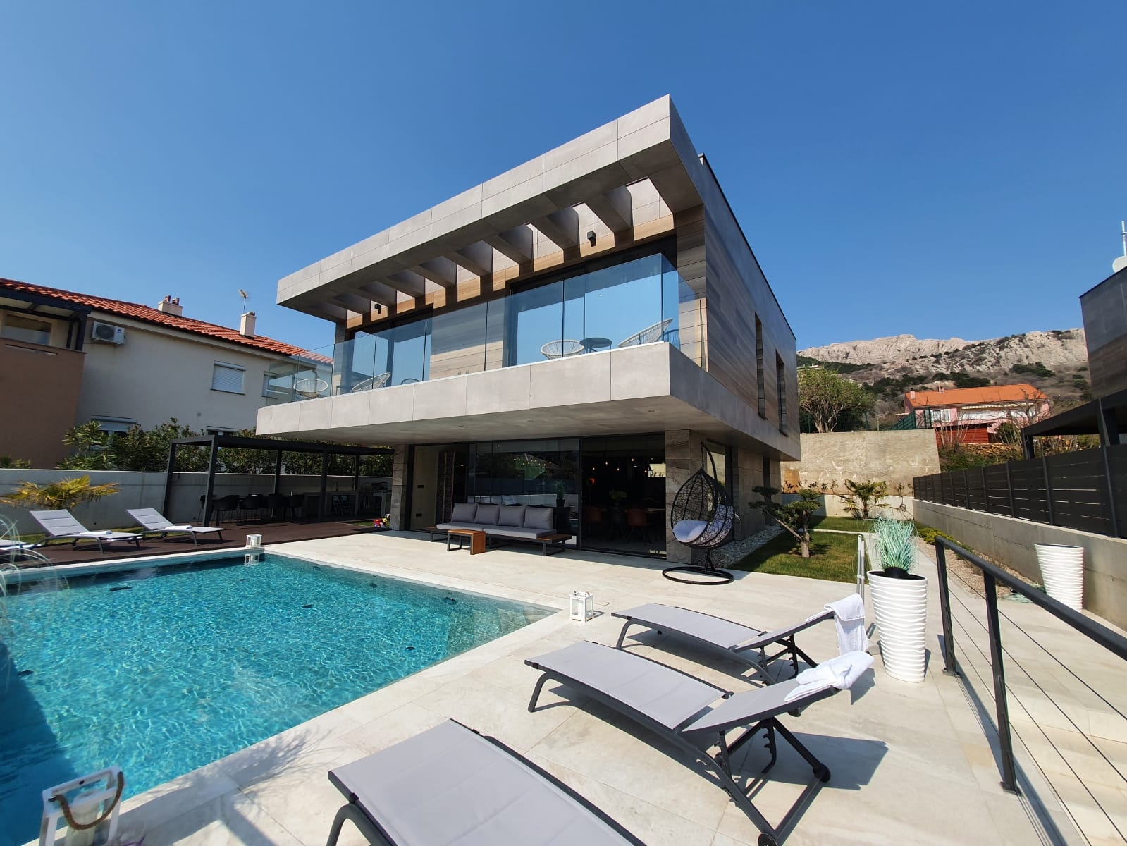 Haus im Ort Ba?ka (Krk), Kapazität8+0 Ferienhaus in Kroatien