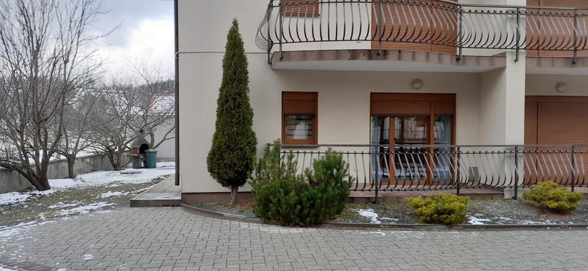One bedroom apartment with balcony Fužine, Gorski kotar  A-a