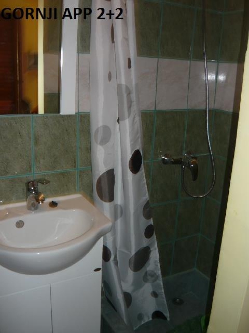 One bedroom apartment with terrace Vir  A-b