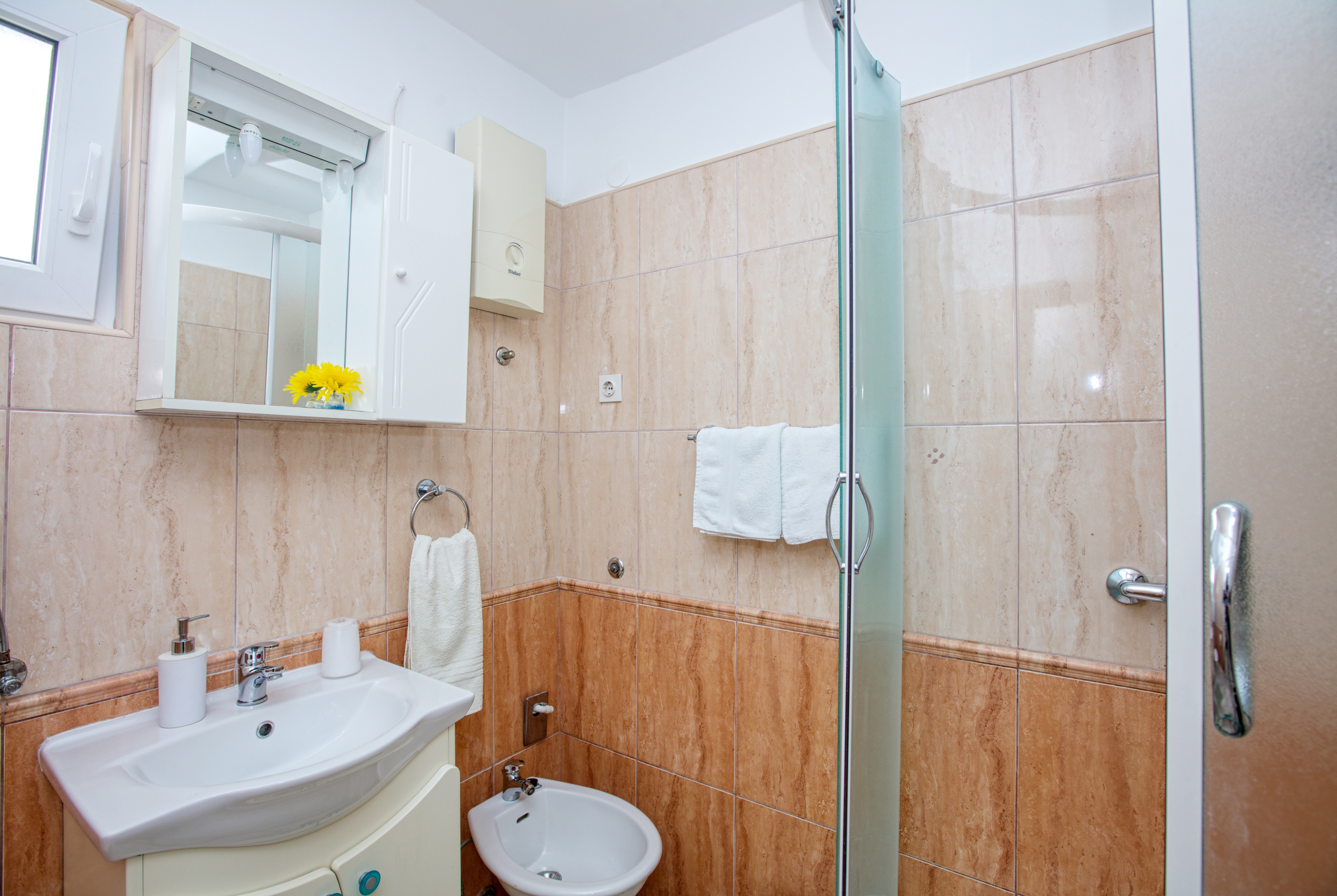 Four bedroom house with terrace and sea view Ražanj, Rogoznica  K