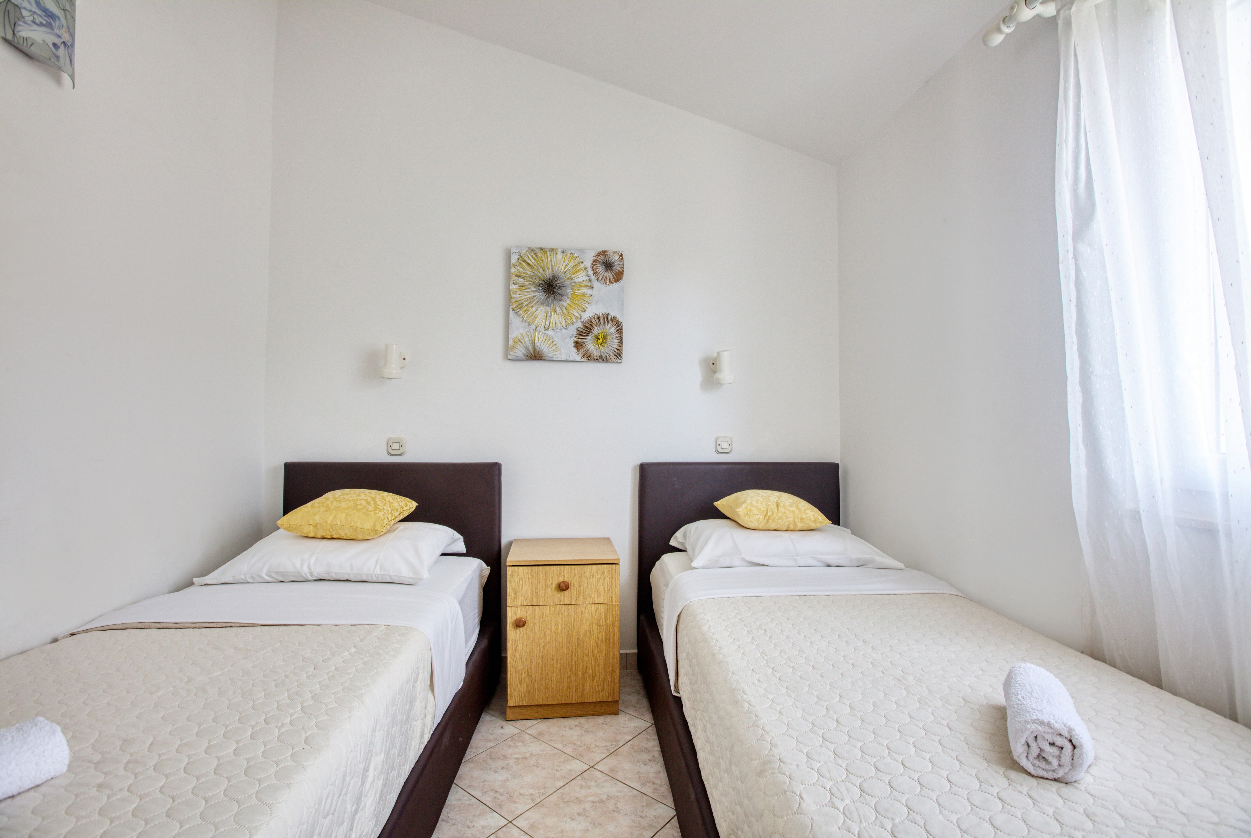 Four bedroom house with terrace and sea view Ražanj, Rogoznica  K