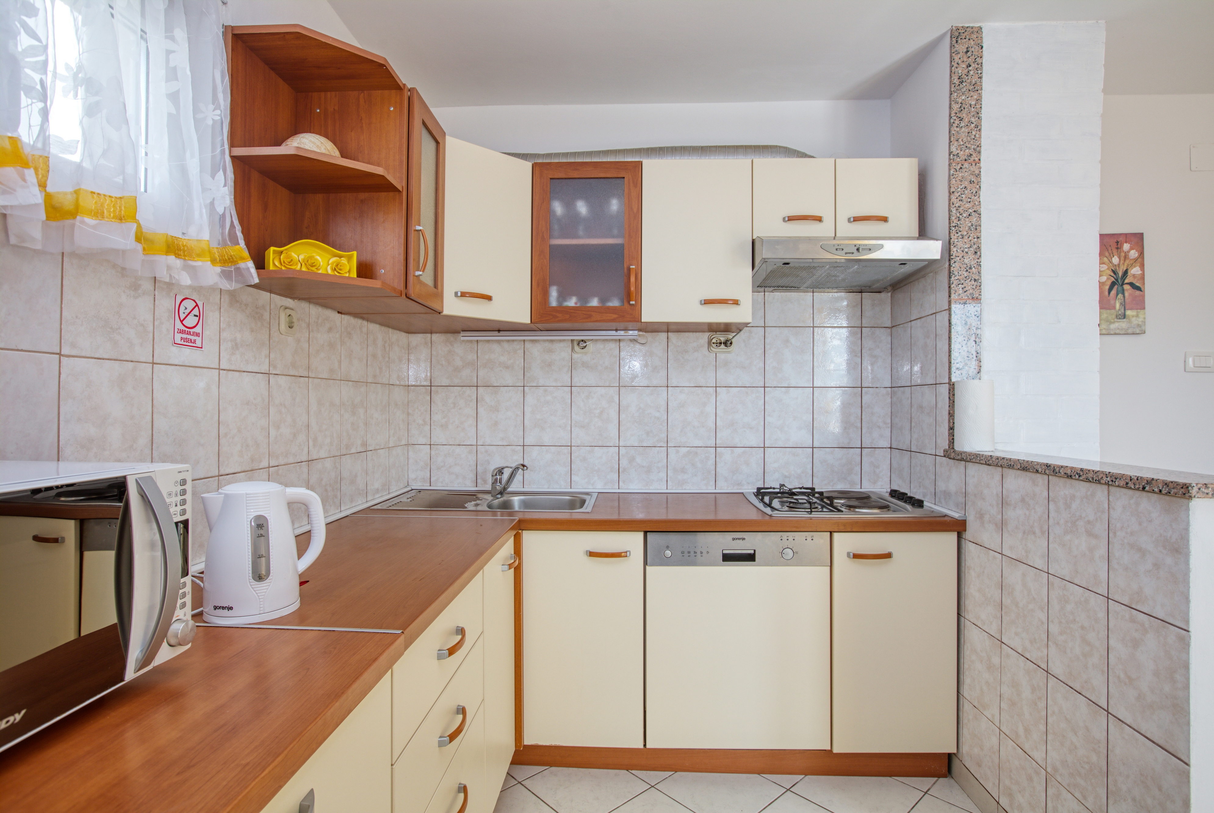 Four bedroom house with terrace and sea view Ražanj, Rogoznica  K